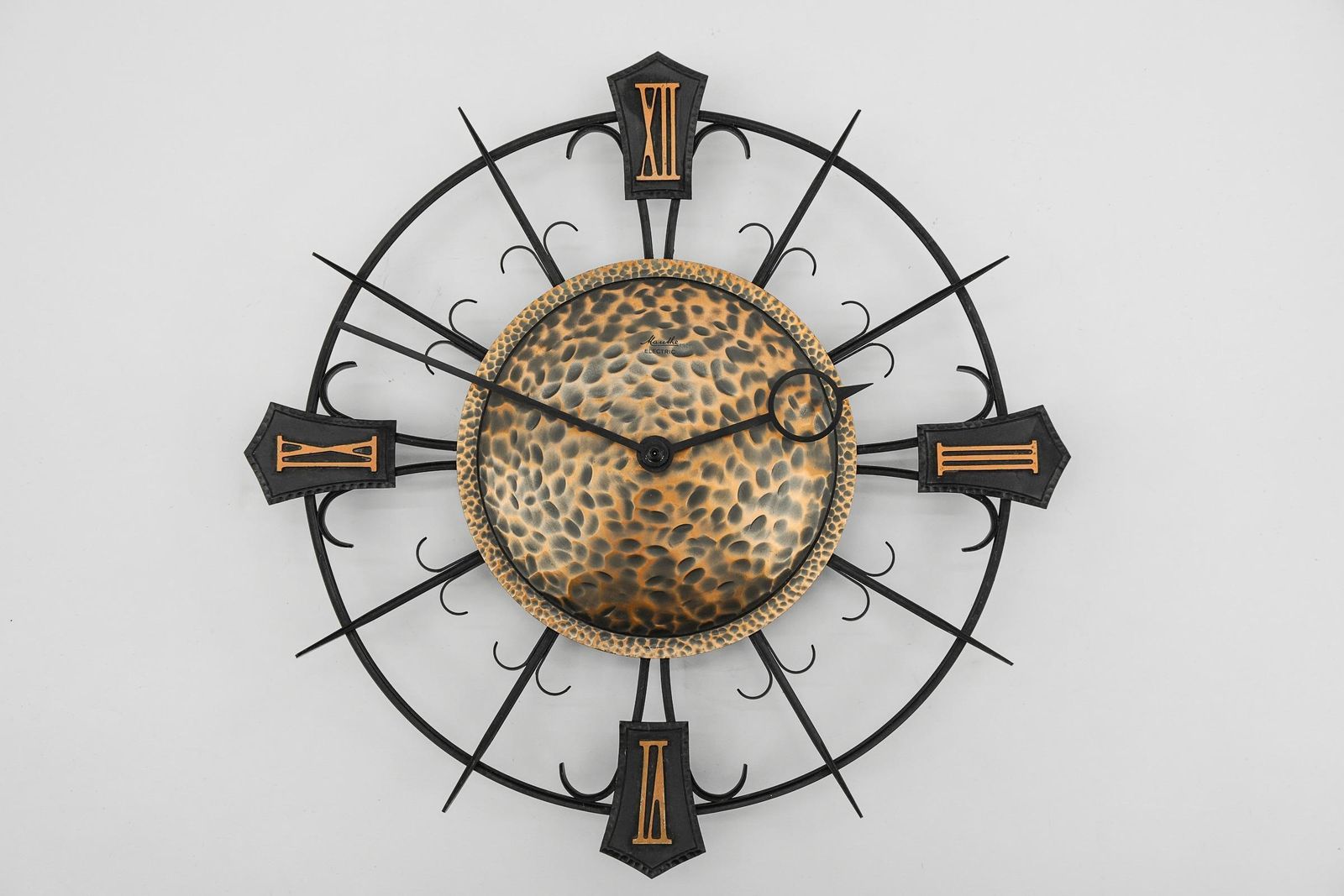 Mid Century Modern Iron And Copper Wall Clock By Mauthe Electric, 1960s photo vintage