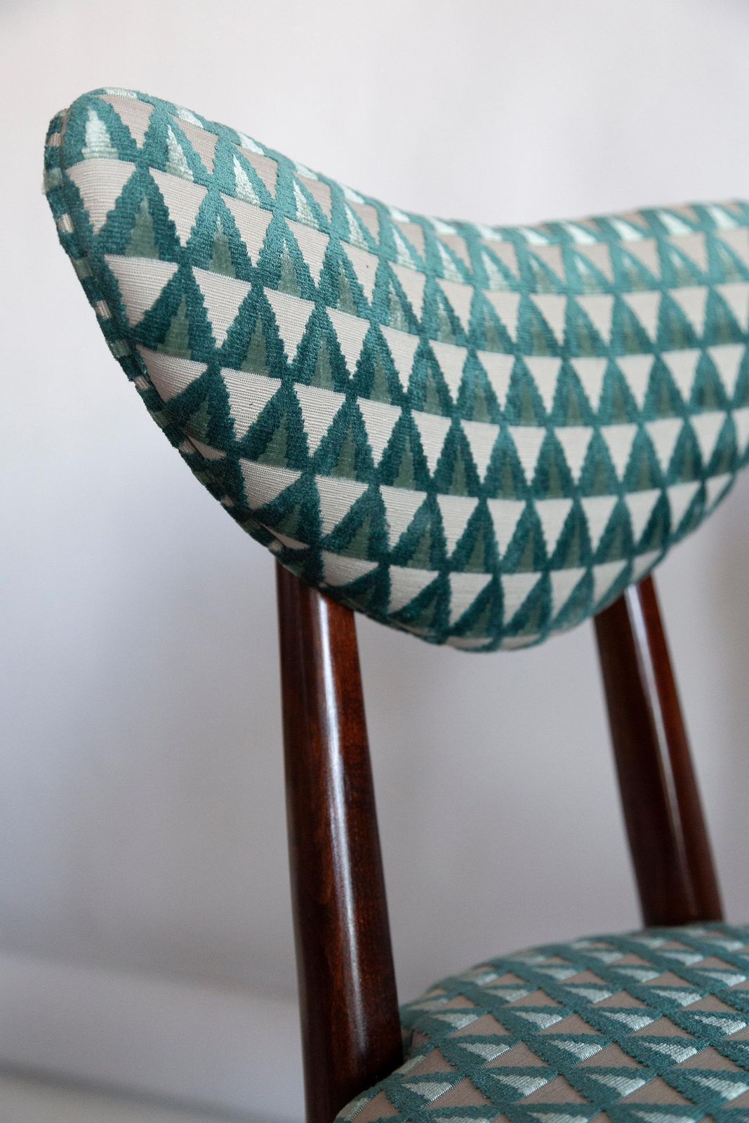 Mid Century Heart Chair In Amuleto Green Velvet, Europe, 1960s photo 595.0