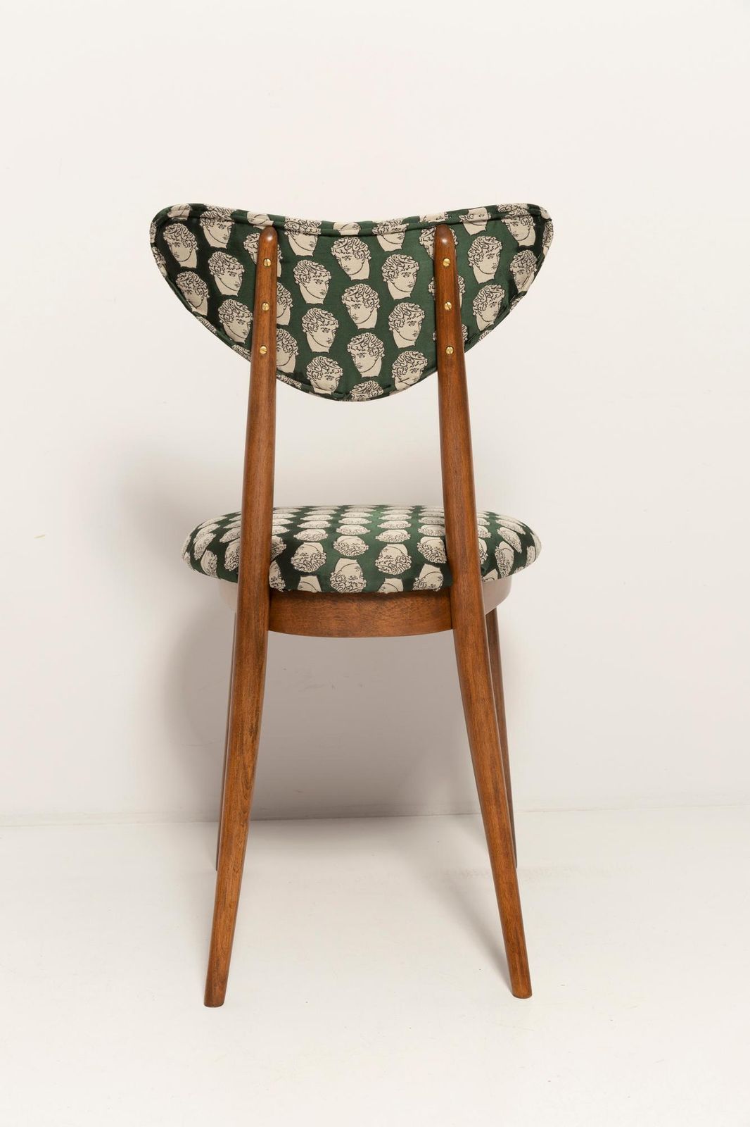 Meubels Mid Century David Print Emerald Satin, Walnoothouten Hartenstoel, Europa, Ca. Jaren 1960 photo