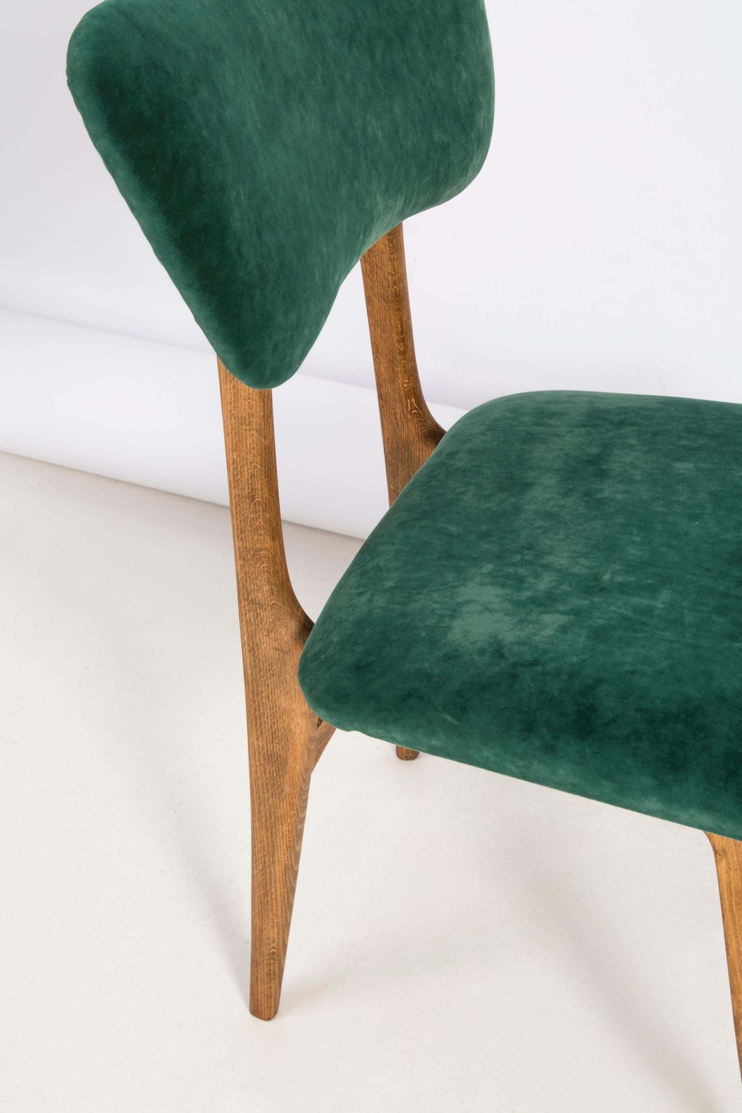 Set Van Vier Donkergroene Fluwelen Stoelen, 20e Eeuw, Ca. Jaren 1960 photo 1702.0