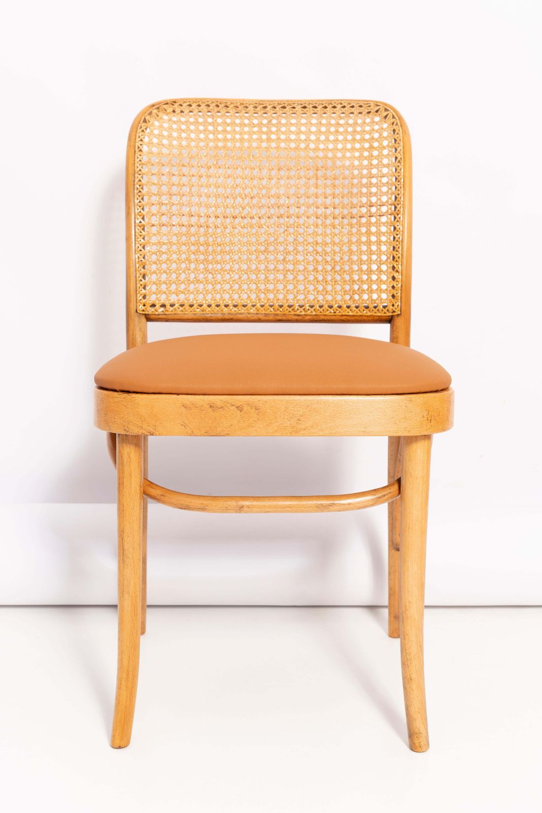 Set Van Vier Mid Century Stoelen Met Rattan, Camel Kunstleer En Hout – Thonet, Ca. Jaren 1960 photo vintage