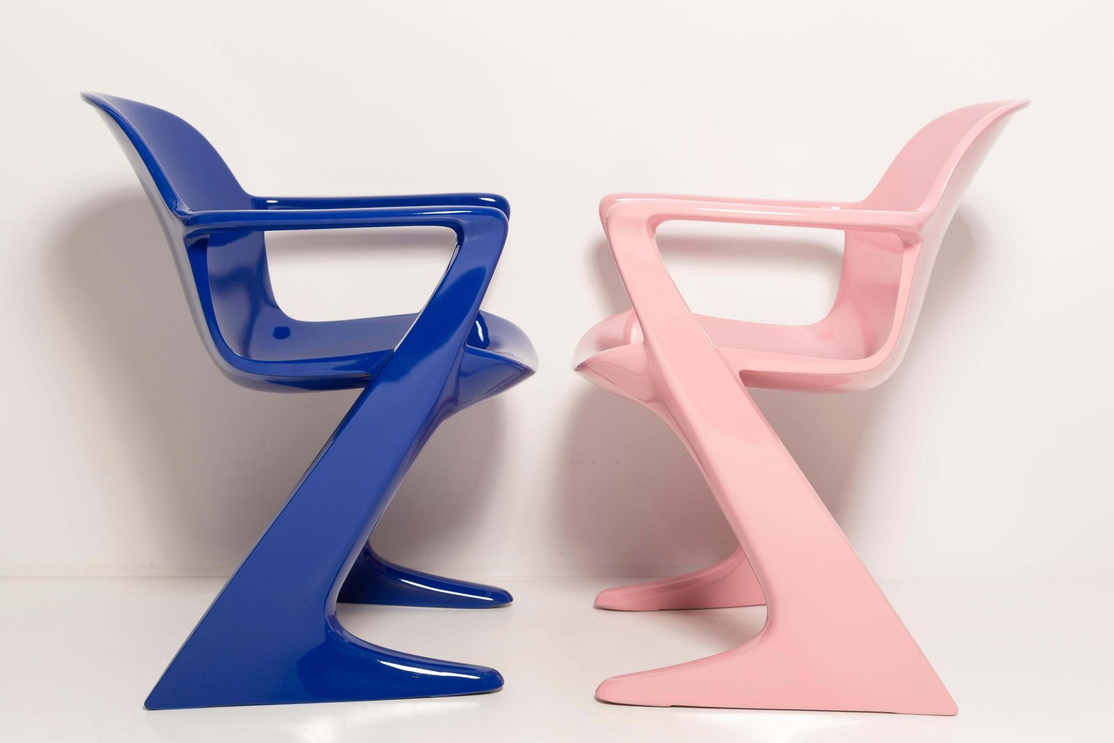 photo for sale Two Mid Century Baby Pink And Blue Kangaroo Chairs, Ernst Moeckl, Germany, 1968