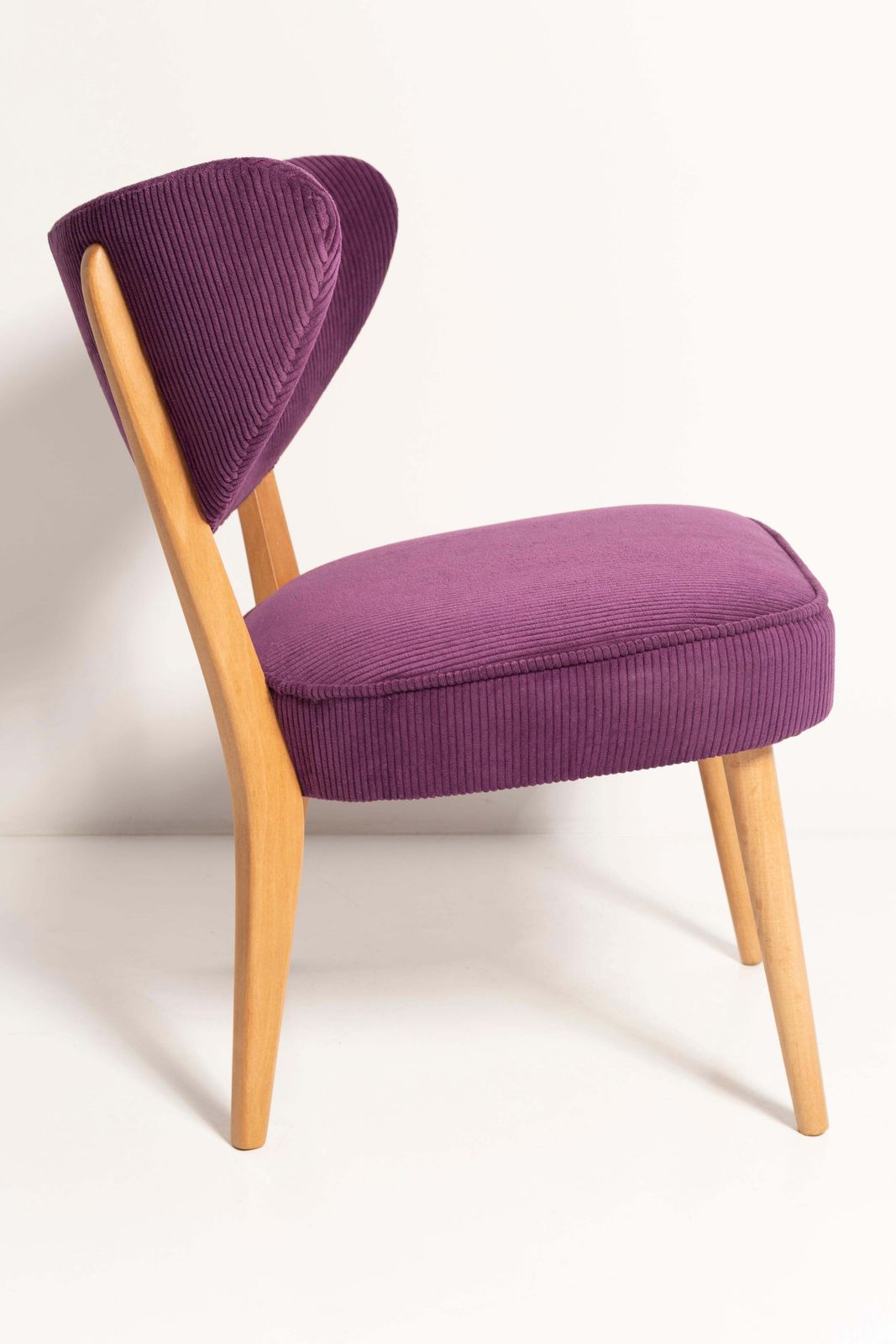 Mid Century Stijl Violet Fluwelen Club Chair, Door Vintola Studio, Europa, Polen photo vinterior