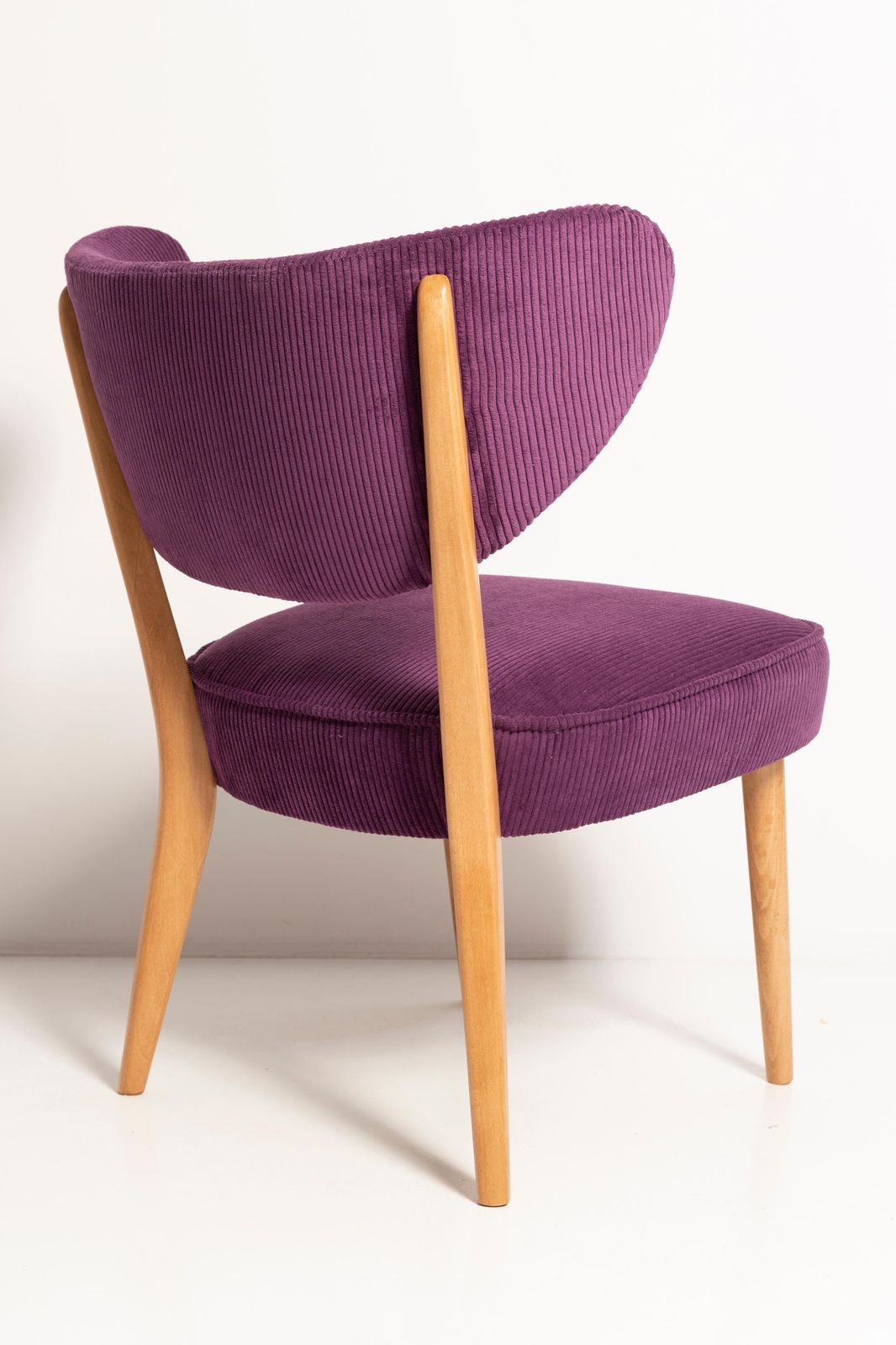 Mid Century Stijl Violet Fluwelen Club Chair, Door Vintola Studio, Europa, Polen photo buy