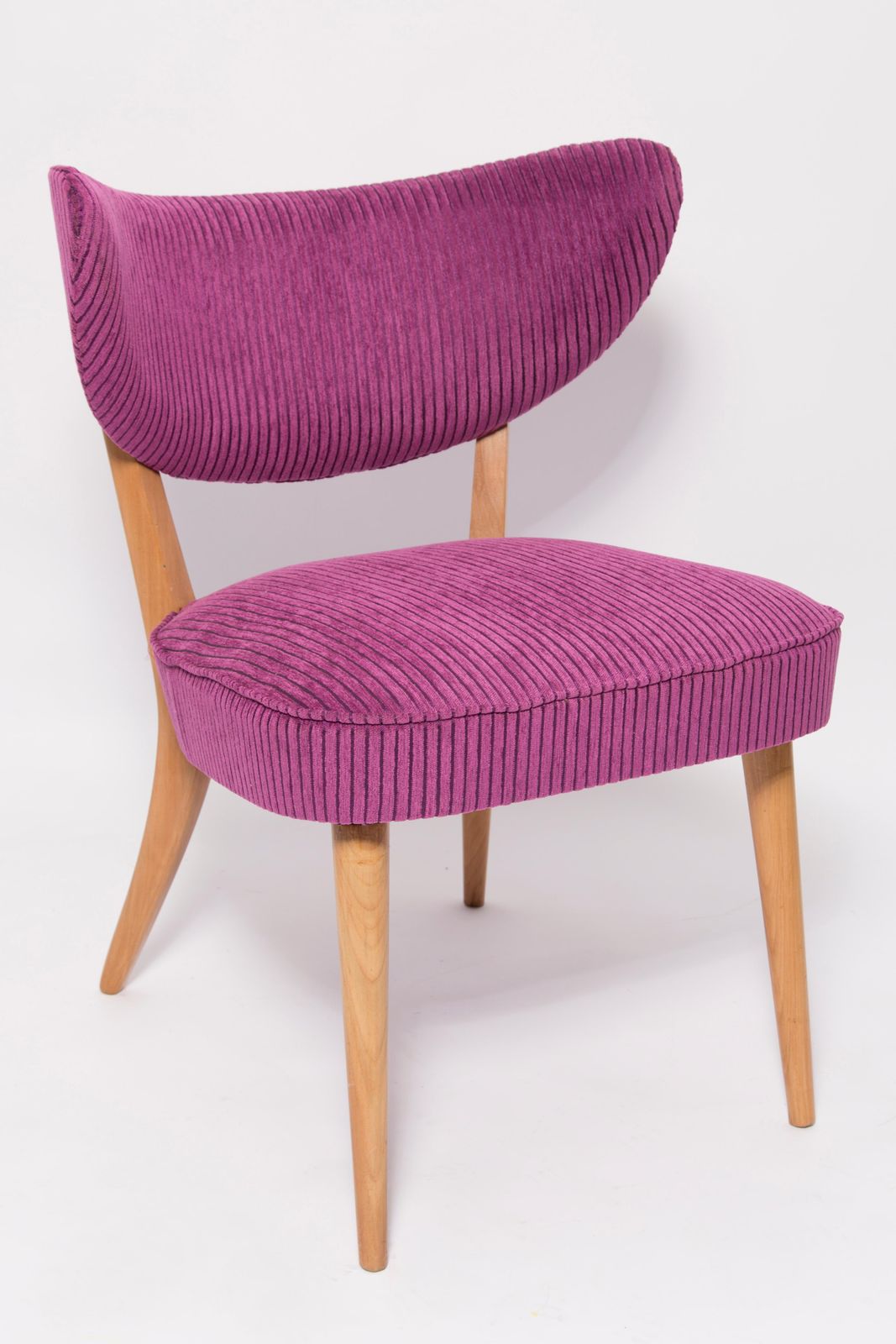 Mid Century Violet Fluwelen Club Fauteuil, Europa, Jaren 1960 photo for sale