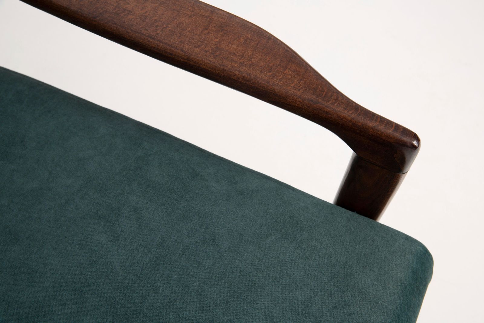 Set Of Two Midcentury Deep Green Velvet Armchairs, Zenon Baczyk, 1960s photo vinterior