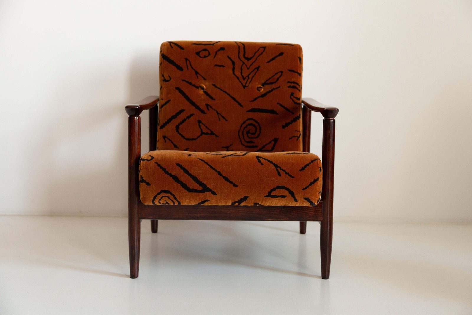 Pair Of Mid Century Leontigre Jacquard Armchairs, Gfm 142, E Homa, Europe, 1960s photo vintage