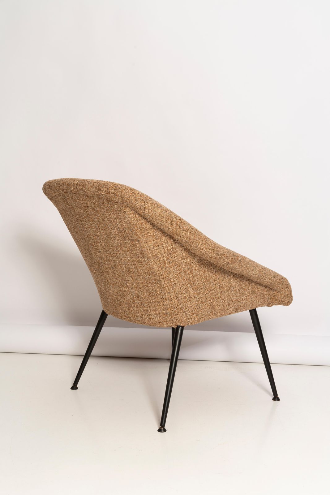 photo furniture Set Of Two 20th Century Beige "Eva" Club Armchairs, 1960s