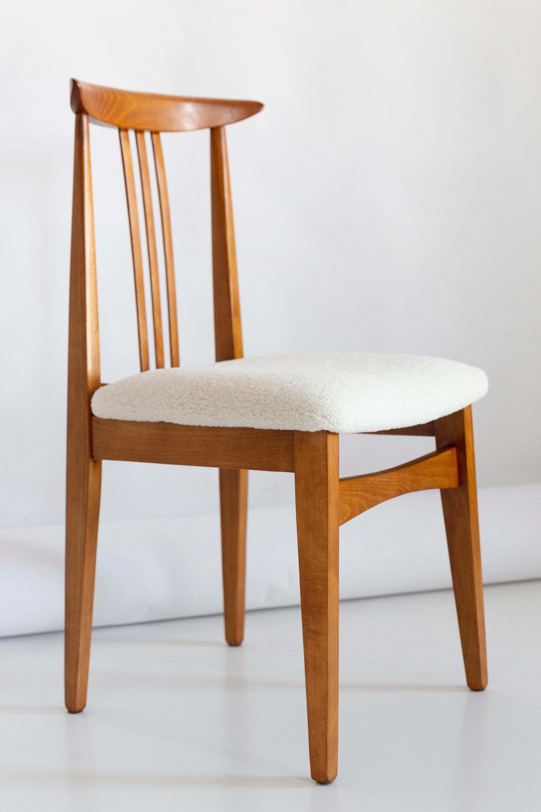 Eight Mid Century Light Boucle Chair, Designed By M. Zielinski, Europe, 1960s photo vinterior