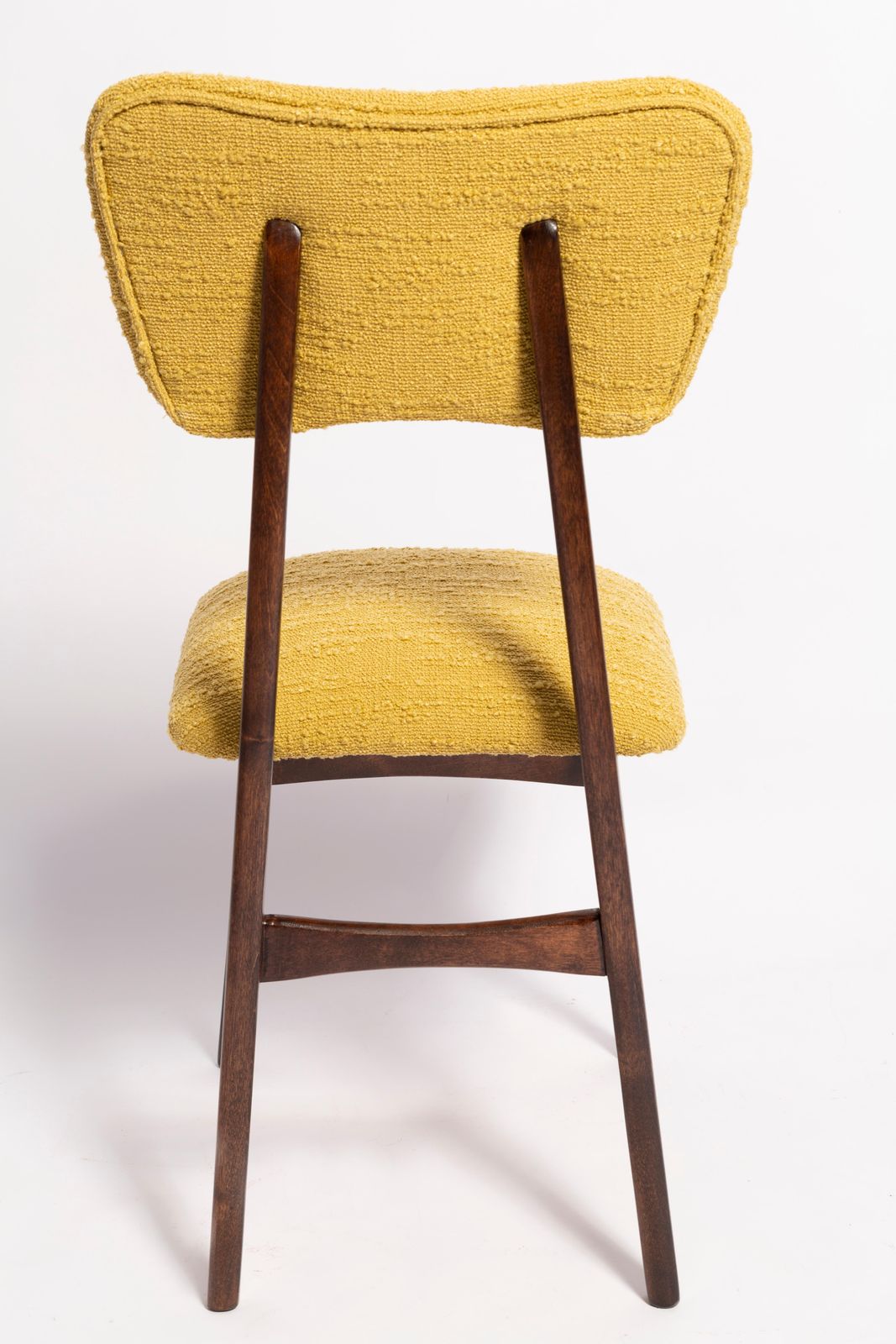 Set Van Acht Mid Century 'Butterfly' Eetkamerstoelen, Geel Bouclé, Europa, Ca. Jaren 1960 photo vintage
