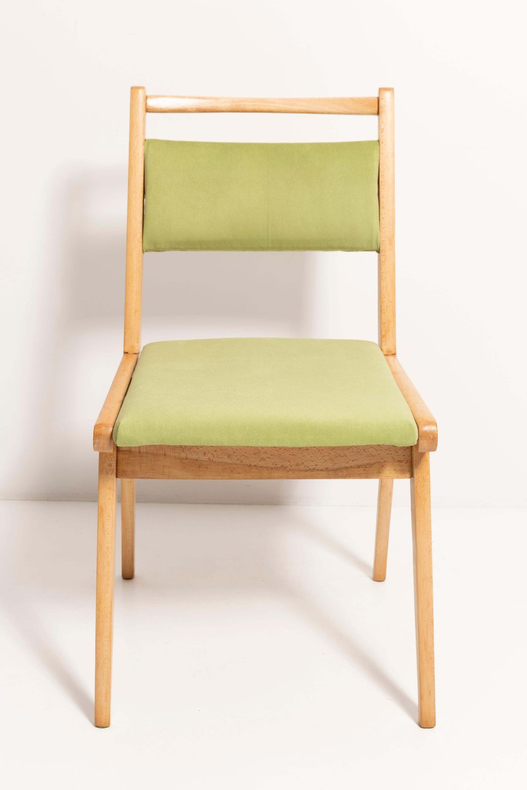 Set Of Twelve Mid Century Light Green Velvet Chairs, Poland, 1960s photo vinterior