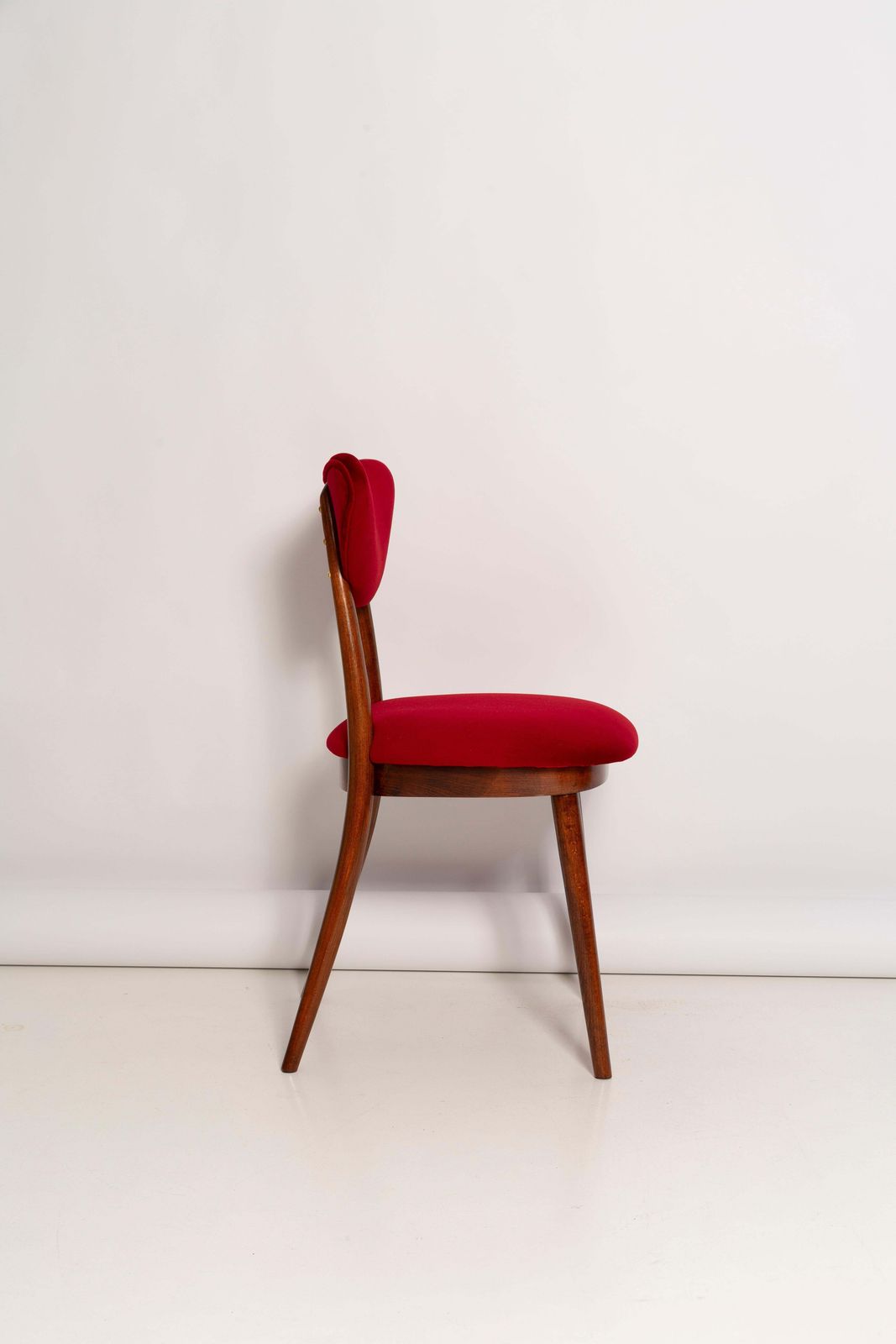 photo furniture Set Of Twelve Mid Century Red Heart Chairs, Poland, 1960s