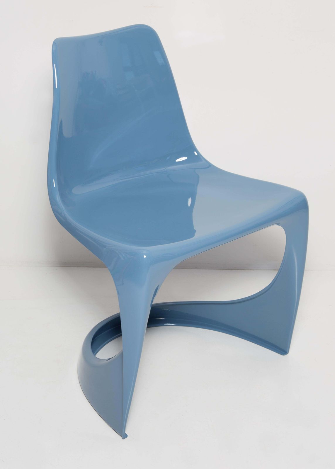 Set Of Eight Mid Century Blue Cado Chairs, Steen østergaard, Europe, 1960s photo vinterior