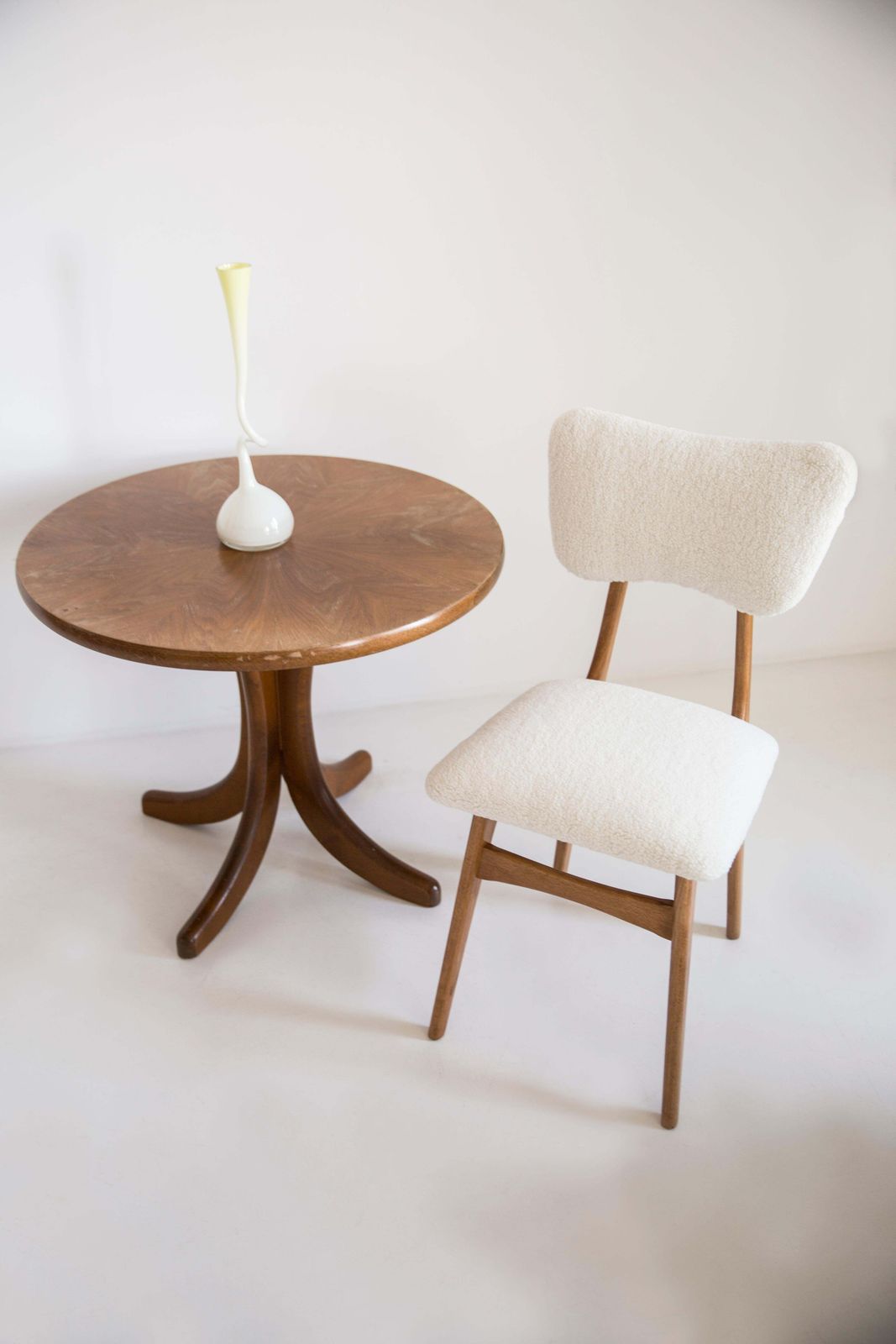 Set Of Twelve Mid Century Butterfly Chairs, Boucle, Light Wood, Europe, 1960s photo for sale