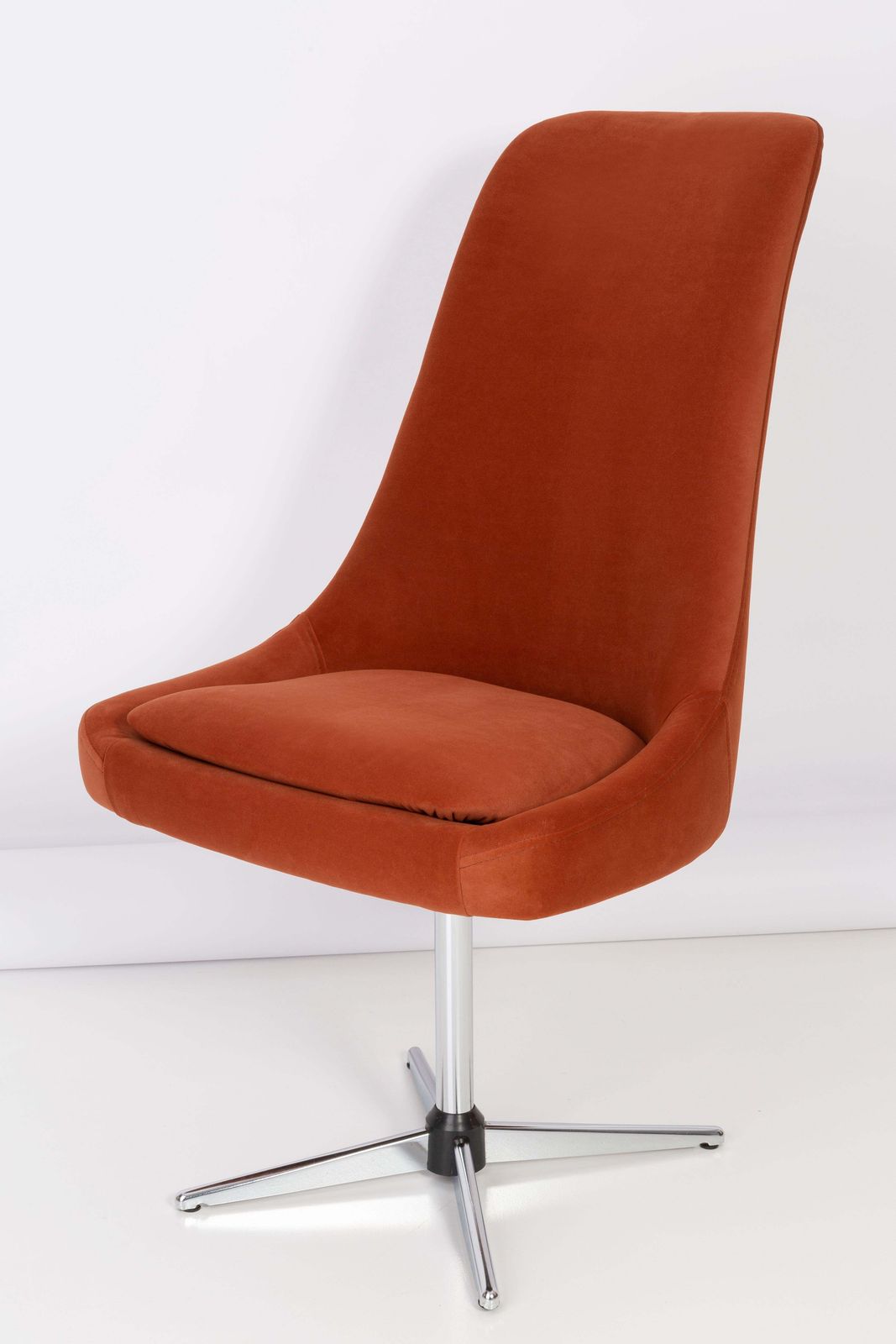 Vintage Oranje Oker Fluwelen Draaifauteuil, Ca. Jaren 1960, 20e Eeuw photo Meubels