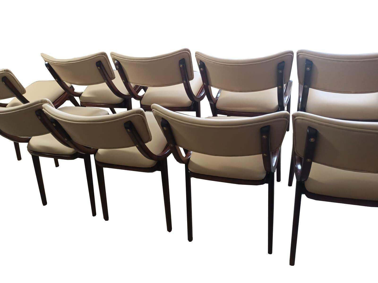 Set Van Tien Mid Century Modern Bumerang Stoelen, Lichtcrème Leer, Polen, 1960 photo furniture