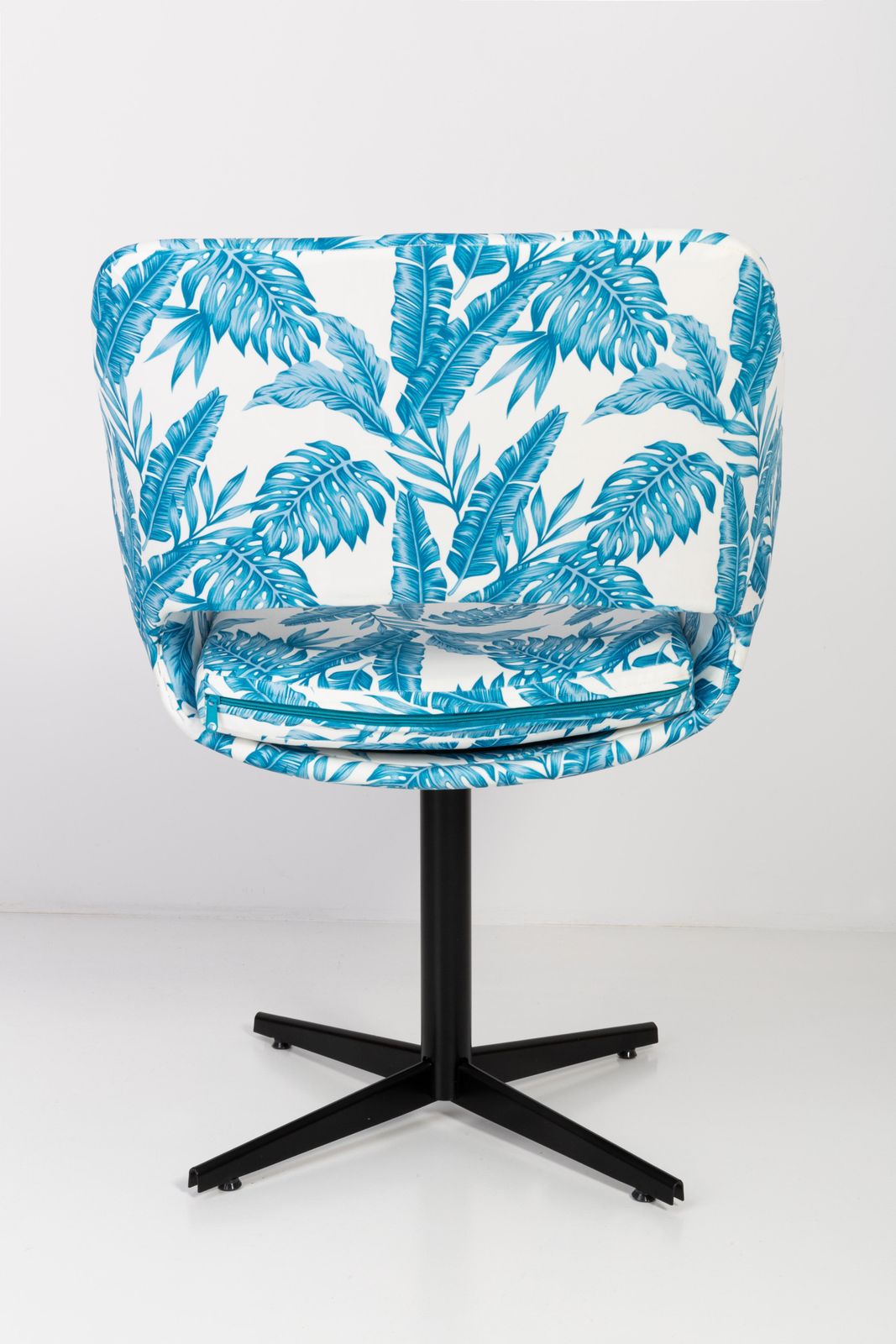 Vintage Draaifauteuil Met Wit Blauw Bladmotief In Fluweel, Ca. Jaren 1960 photo Meubels