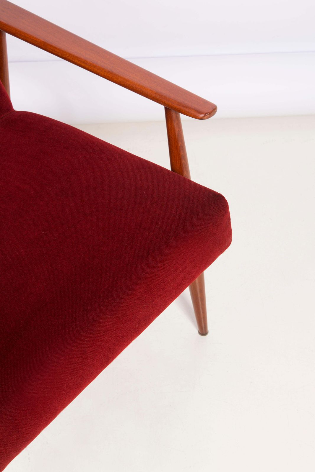 20th Century Burgundy Dark Red Dante Armchair, H. Lis, 1960s photo Furniture