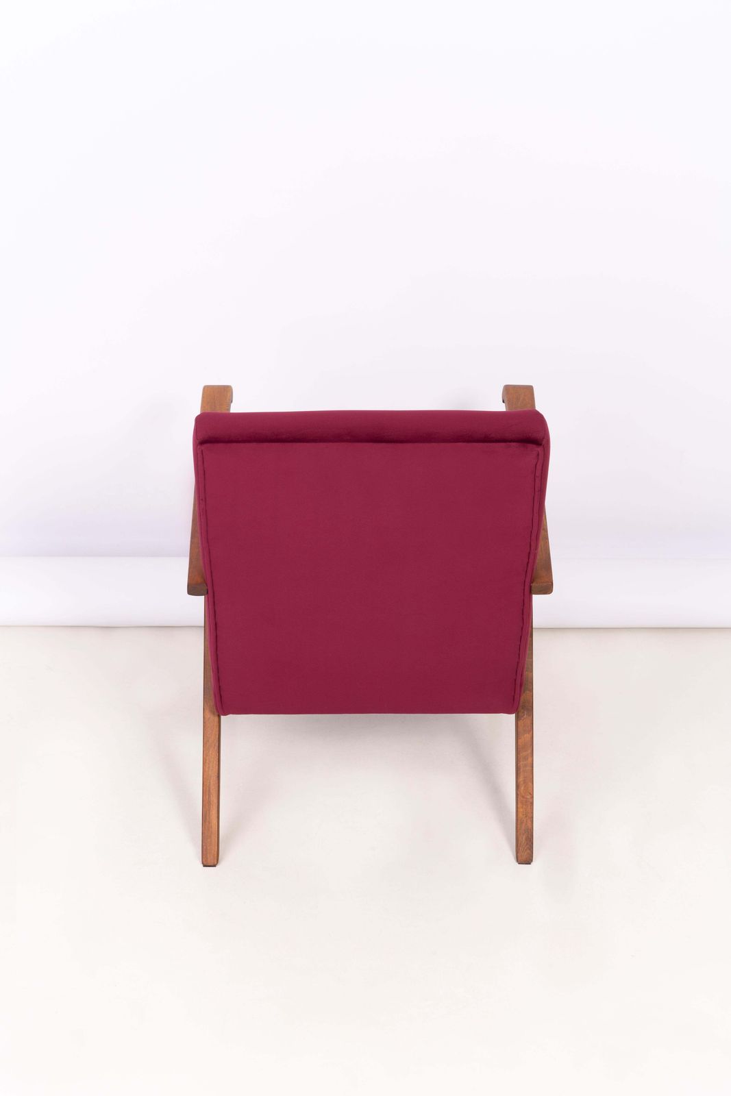 Meubels Mid Century Fauteuil In Bordeauxrood Fluweel, Ca. Jaren 1960 photo