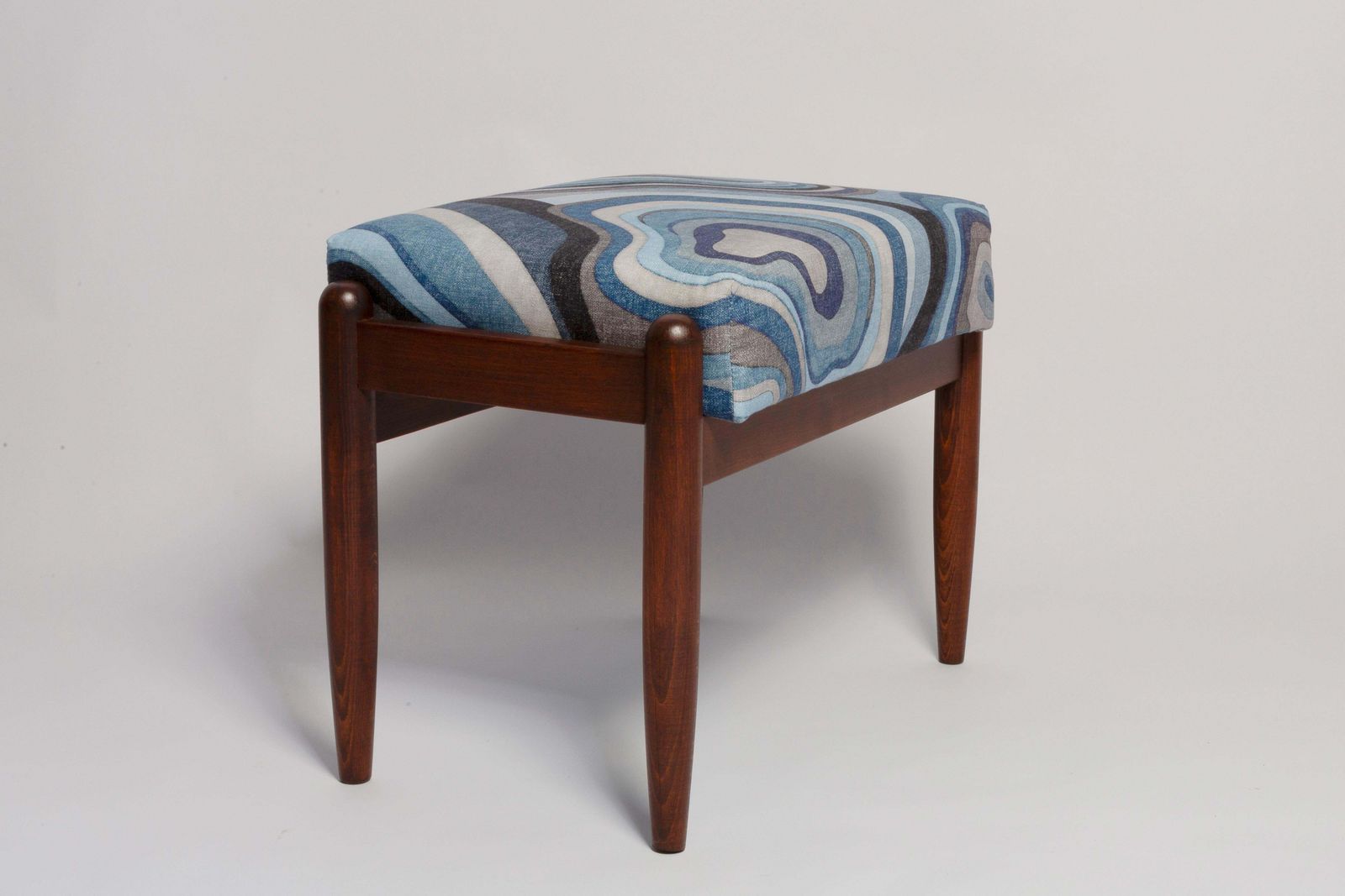 1531.0 Set Van Blauwe Linnen Mid Century Gfm64 Fauteuil En Bijbehorende Stoel, E. Homa, Europa, Ca. Jaren 1960 photo