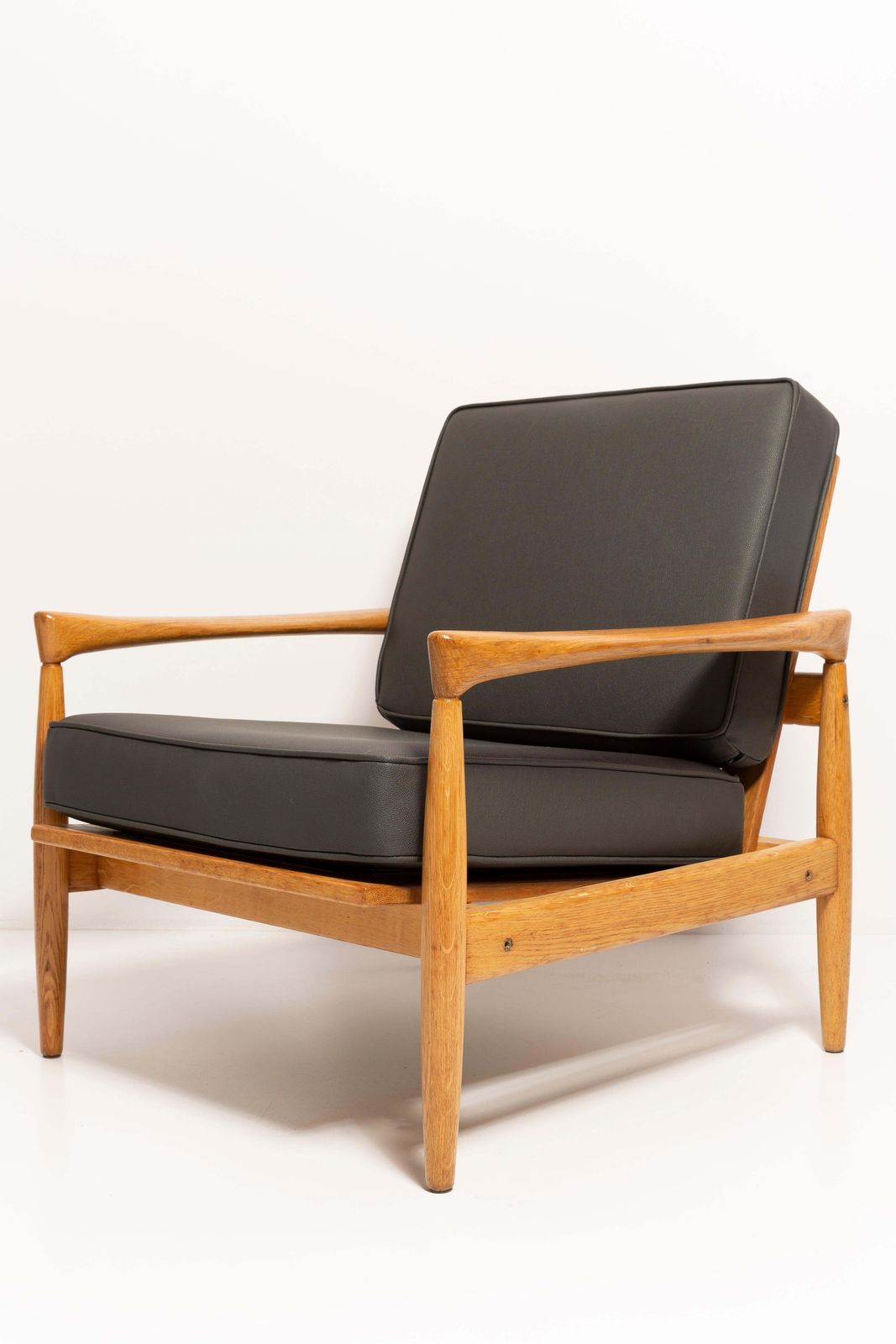 Furniture Scandinavian Oak Lounge "Kolding" Armchair By Erik Worts, 1960s photo