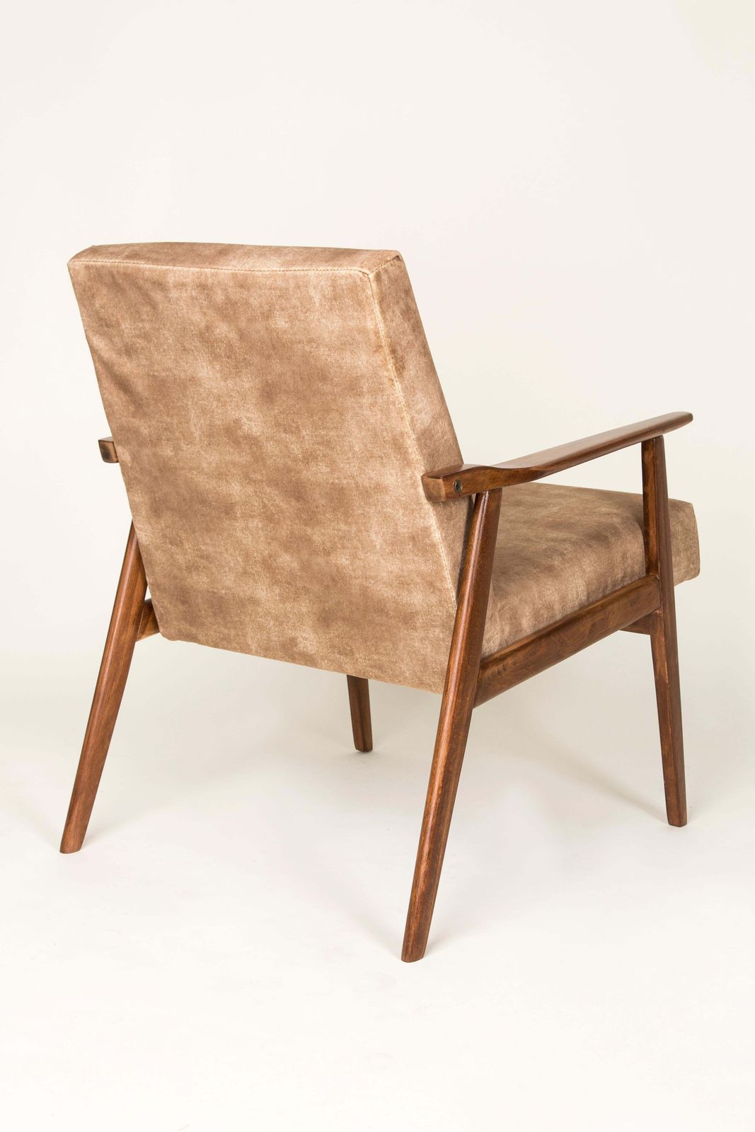 Furniture 20th Century Pair Of Lion Beige Dante Armchairs, 1960s photo