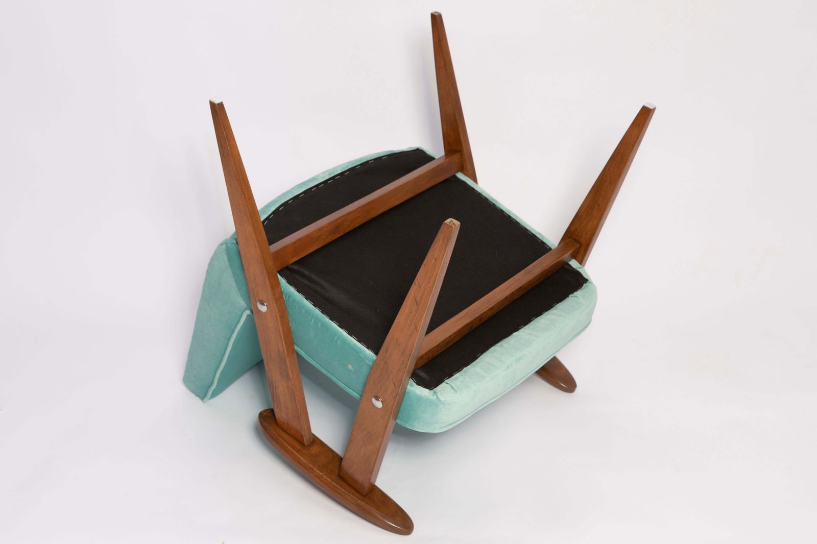 2551.0 Pair Of Mid Century 366 Armchairs, Mint Velvet, Jozef Chierowski, Europe 1960 photo