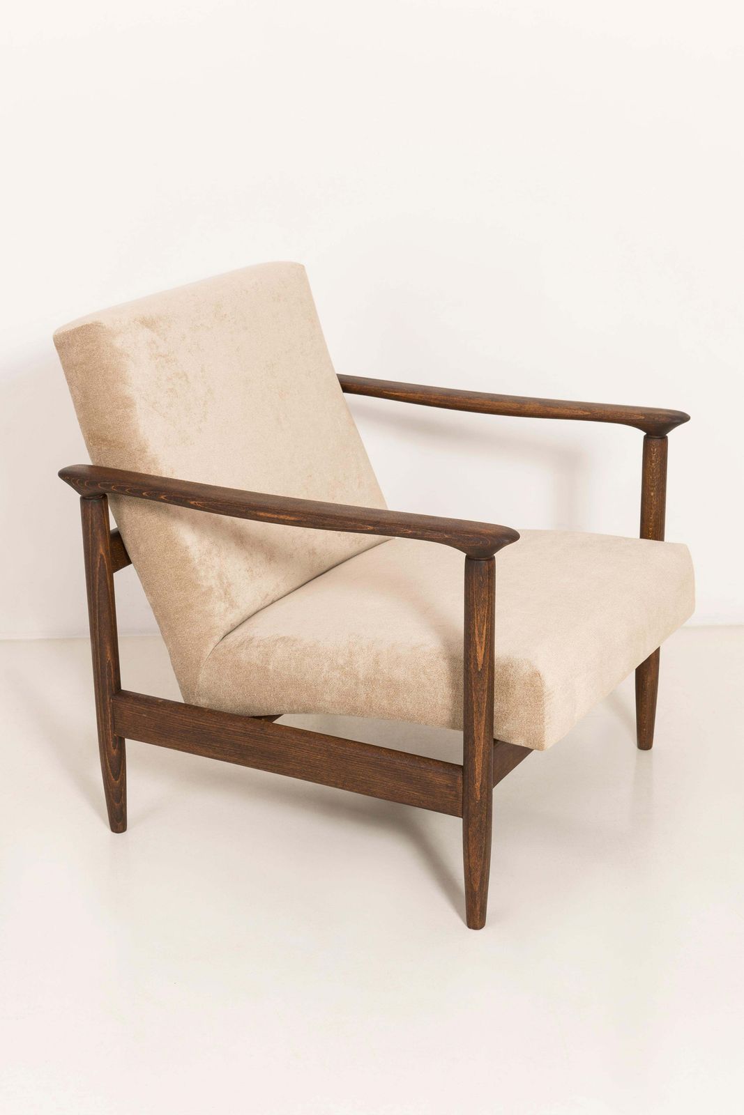 Set Of Four Mid Century Modern Beige Armchairs, Edmund Homa, 1960s, Poland photo 3828.0