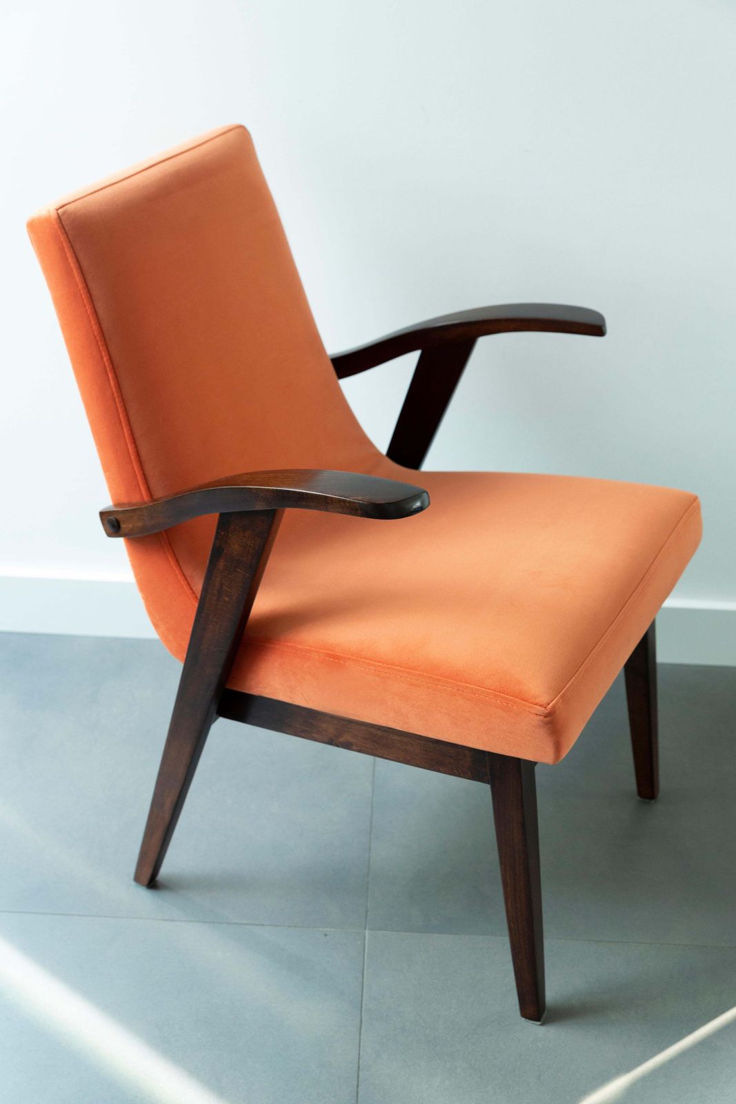 Set Of Eight Vintage Chairs In Orange Velvet By Mieczyslaw Puchala, 1960s photo furniture