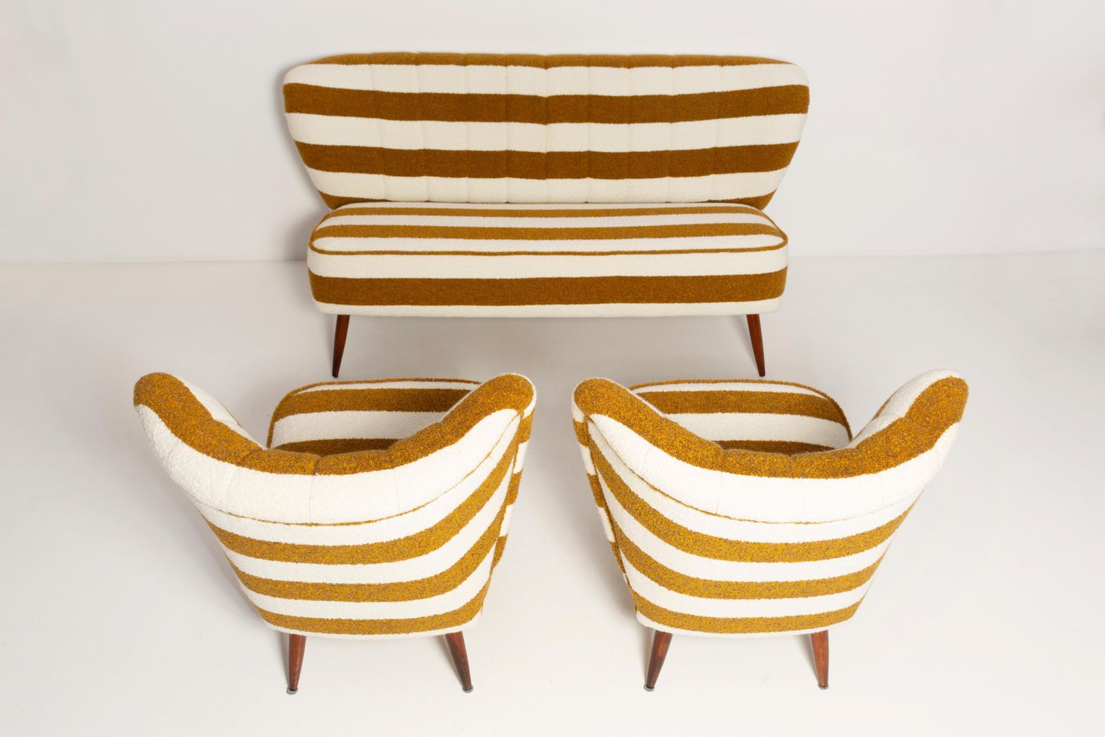 photo for sale Set Of Mid Century White And Mustard Boucle Sofa And Armchairs, Europe, 1960s