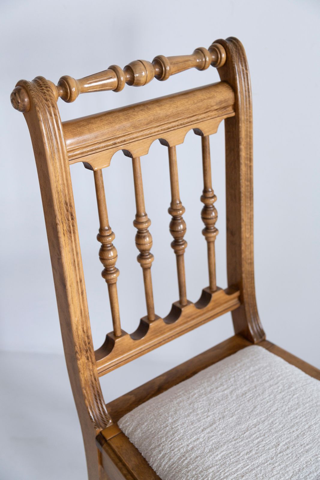 Mid Century Unique Chair, White Chenille, Oak Wood, Europe, 1960s photo Furniture