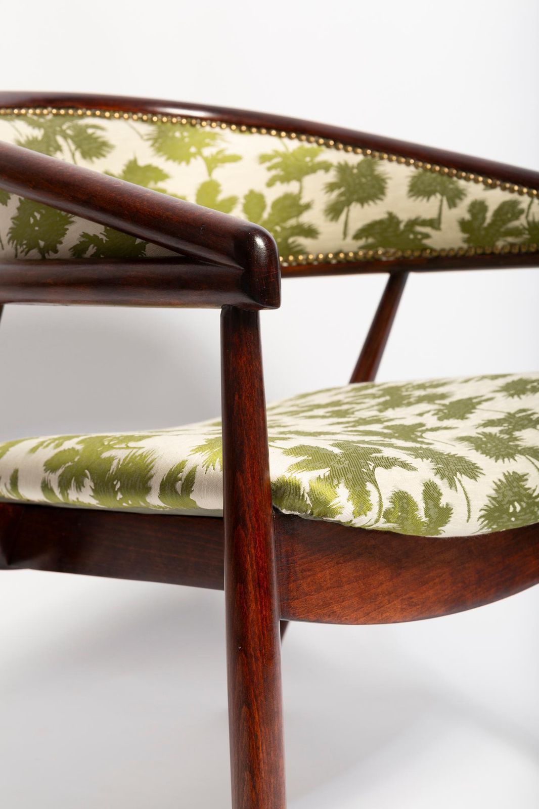 photo vintage Mid Century Radomsko B 3300 Armchair, Be Bop A Lula Jacquard, 1960s, Europe