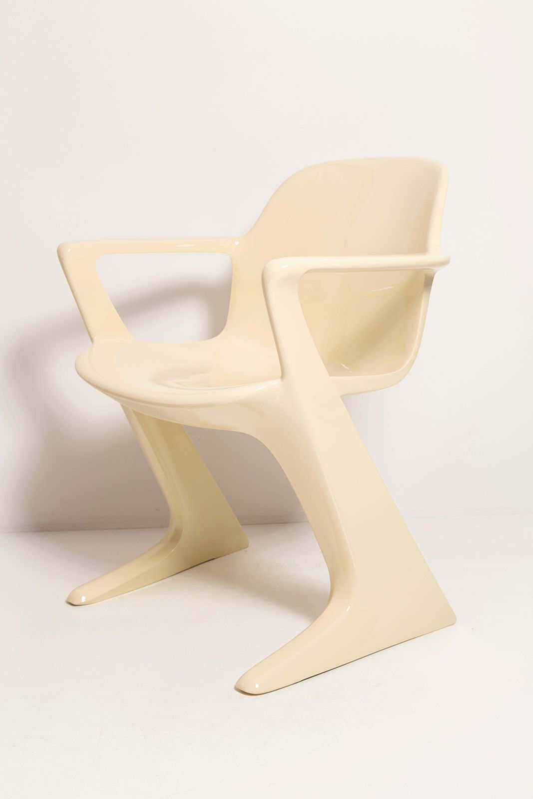 Pair Of Mid Century Light Beige Kangaroo Chairs, Ernst Moeckl, Germany, 1968 photo vintage