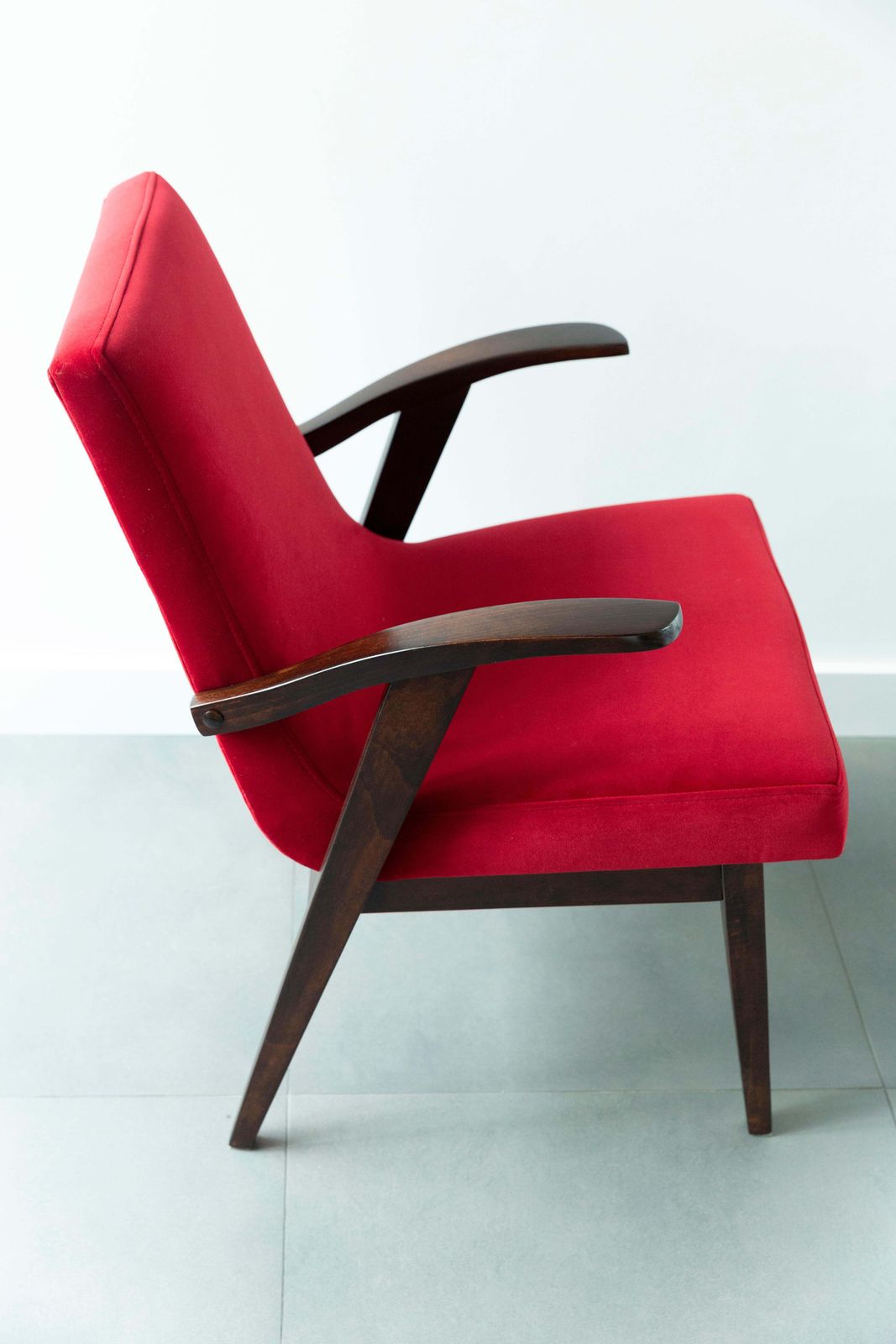 Set Van Vier Vintage Stoelen In Rood Fluweel Van Mieczyslaw Puchala, Jaren 1960 photo Meubels
