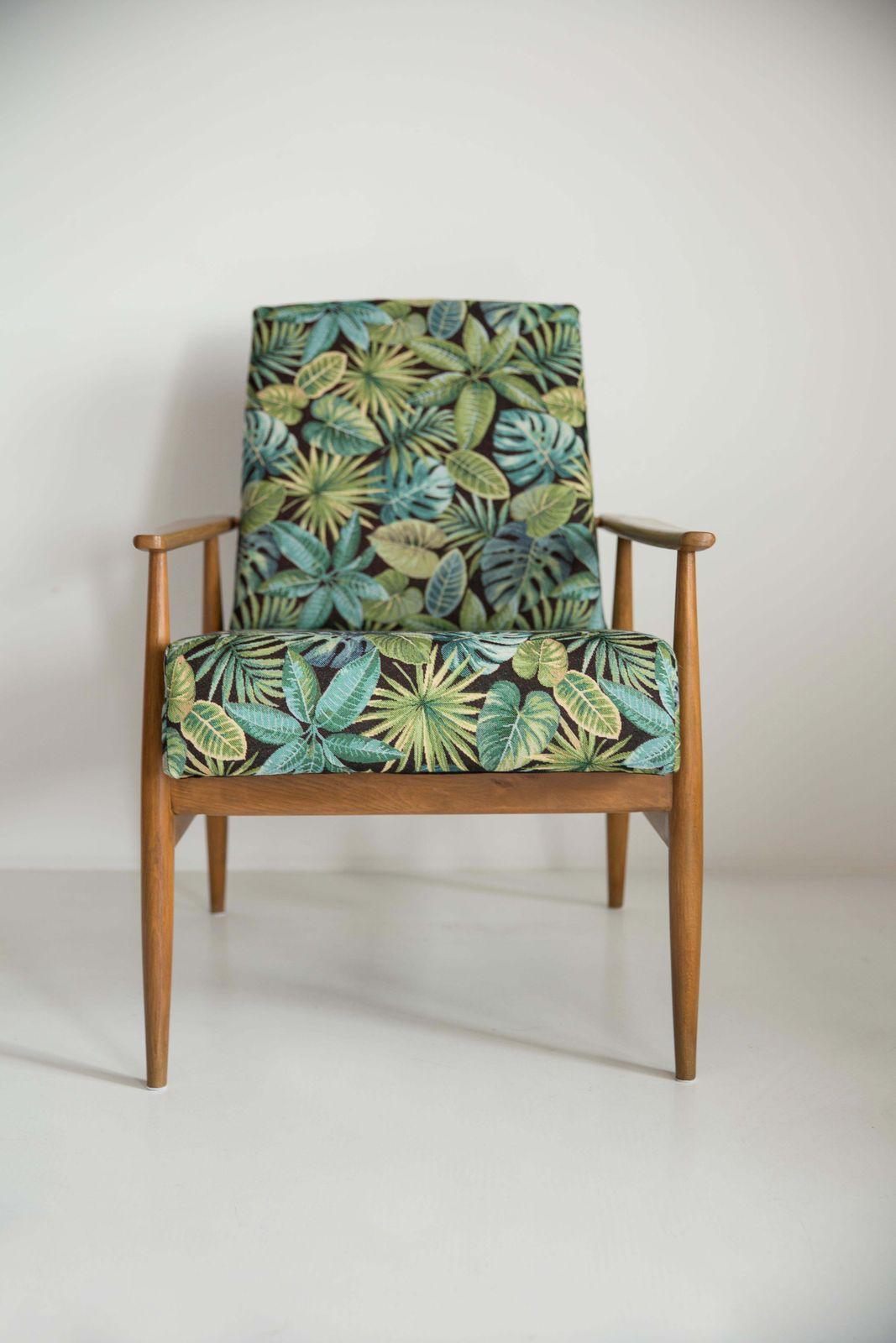 Mid Century Green Leaves Jacquard Dante Armchair, H. Lis, 1960s photo Furniture