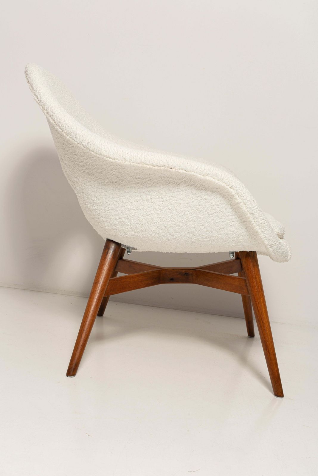 Mid Century White Boucle Shell Chair, Miroslav Navratil, Czechoslovakia, 1960s photo vinterior