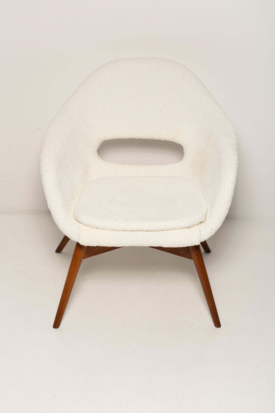 Mid Century White Boucle Shell Chair, Miroslav Navratil, Czechoslovakia, 1960s photo vintage