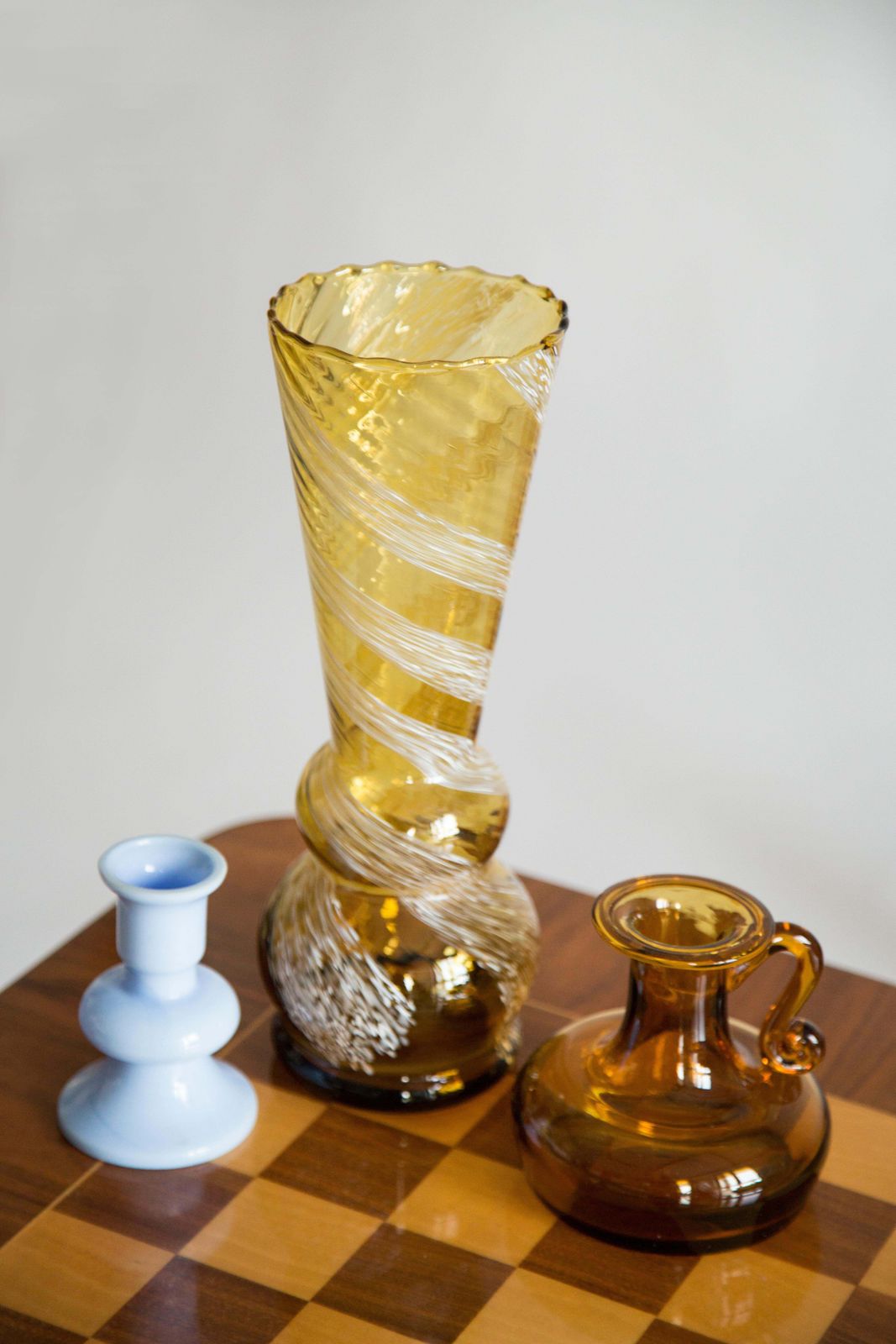 Mid Century Artistiek Glazen Vaas In Geel, Tarnowiec, Sulczan, Europa, Jaren 1970 photo Woonaccessoires