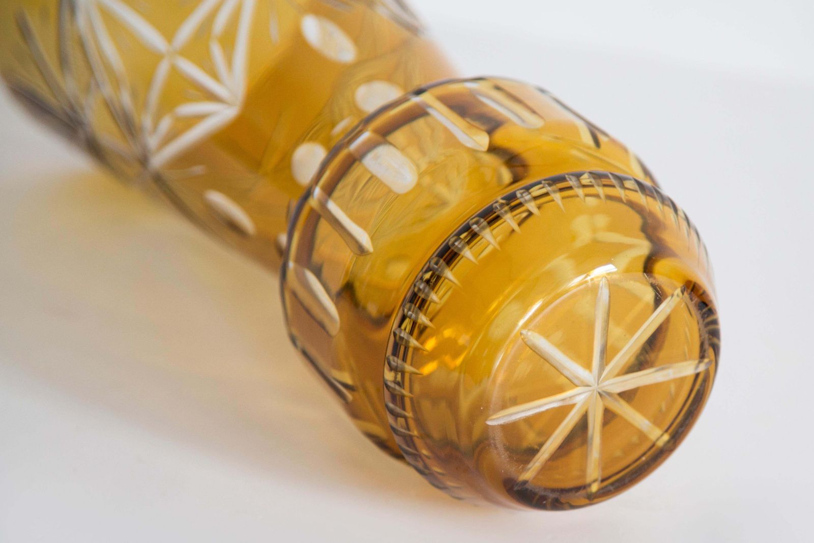 photo buy Mid Century Vintage Big Yellow Crystal Vase, 20th Century, Europe, 1960s