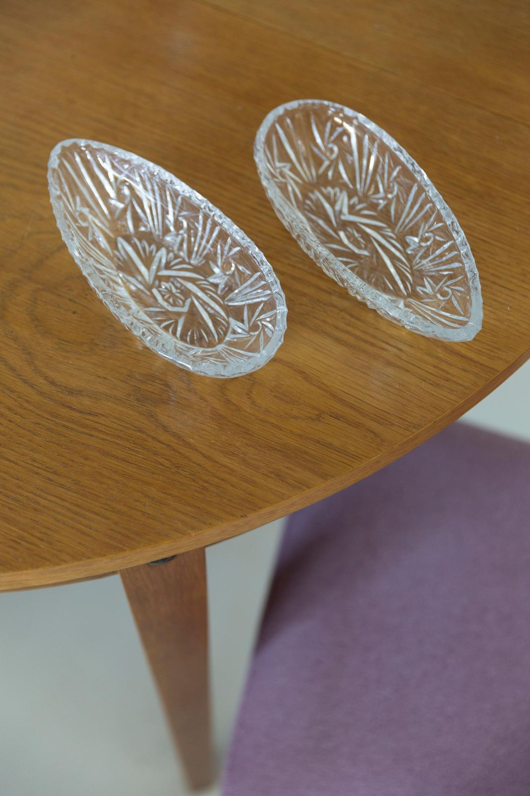 Set Of Two Midcentury Transparent Crystal Glass Bowls, France, 1970s photo for sale