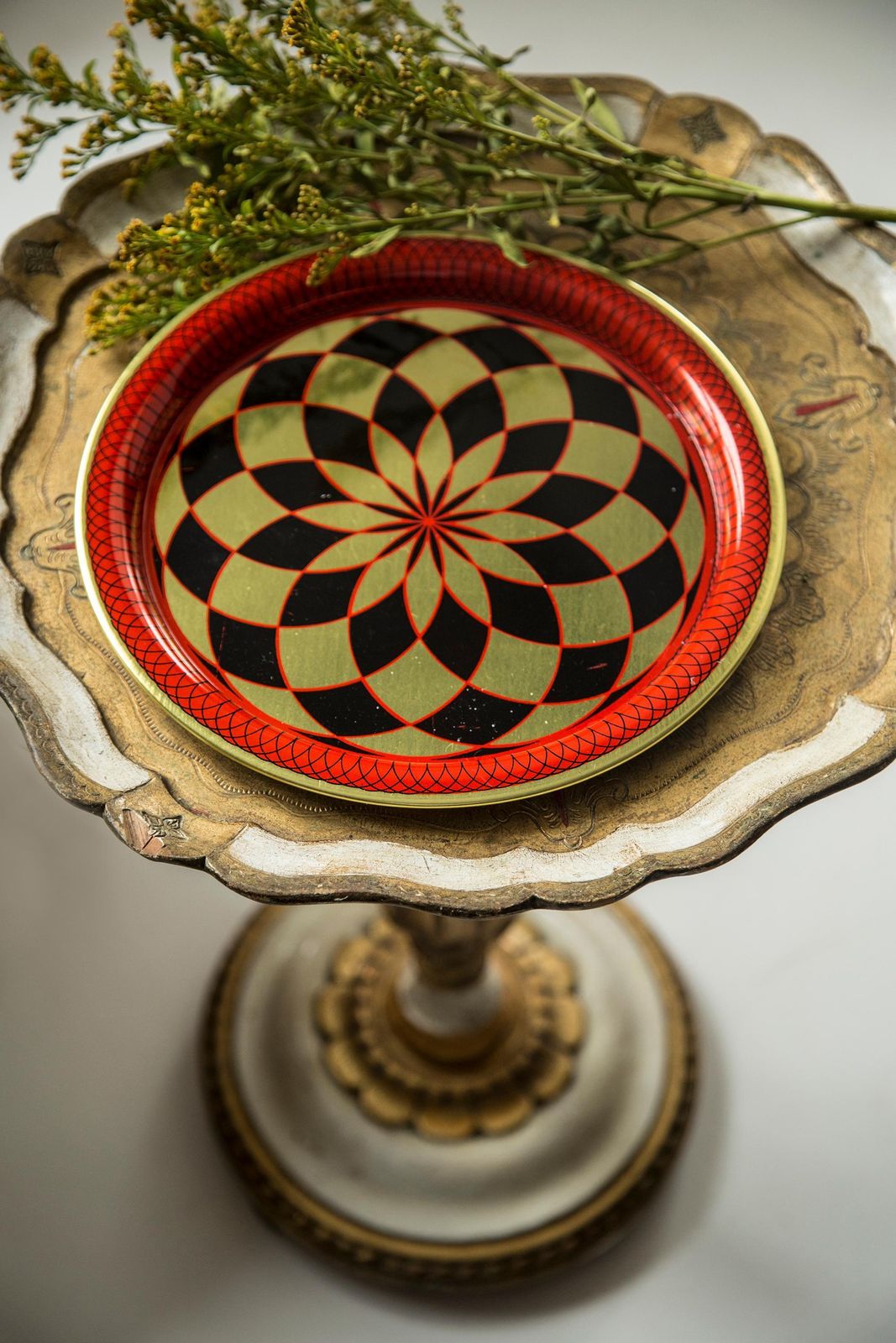 Midcentury Vintage Red Black And Gold Decorative Metal Plate, Poland, 1960s photo 60.0