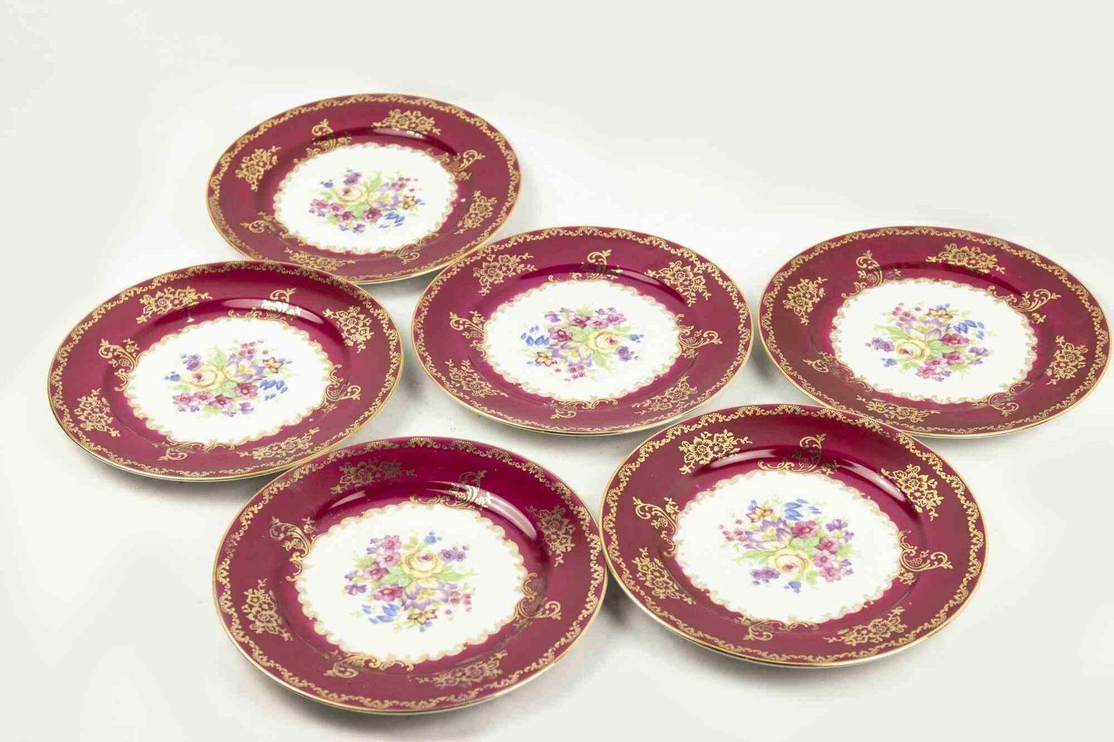 Vintage Tea Service H & C 'Selb Bavaria' Heinrich Porcelain, 20th Century photo for sale