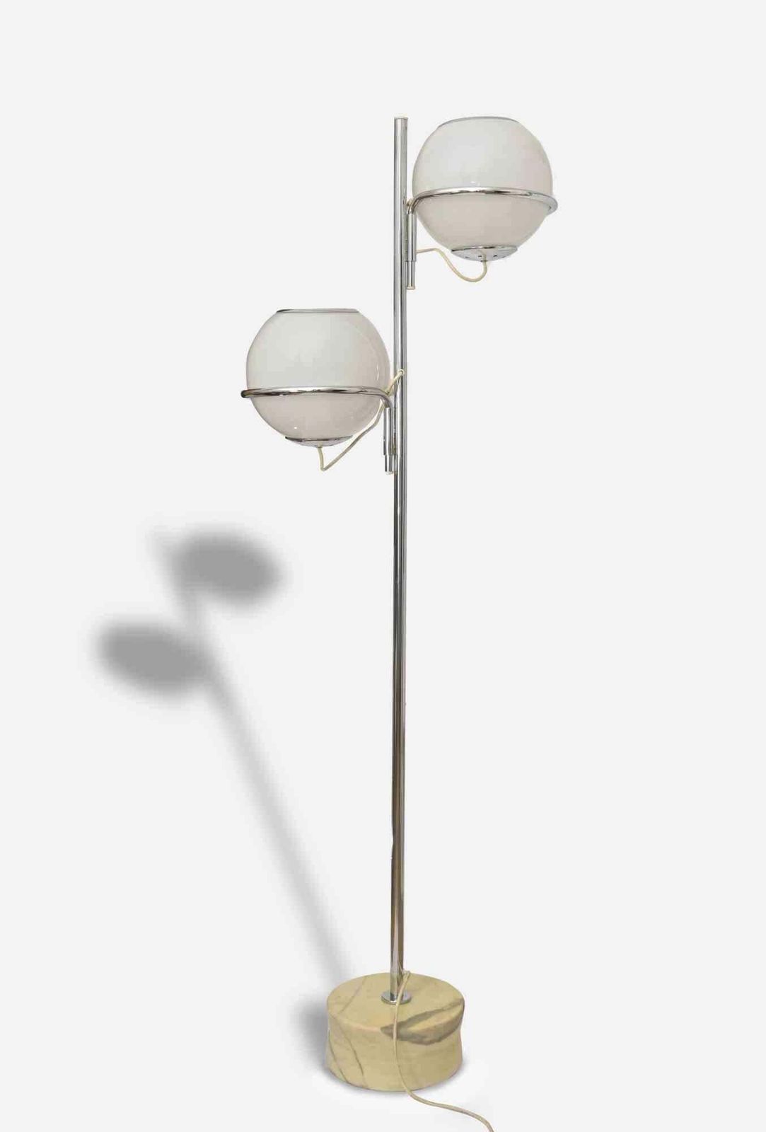 Vintage 1094 Floor Lamp By Gino Sarfatti, Italy, 1969 photo vinterior