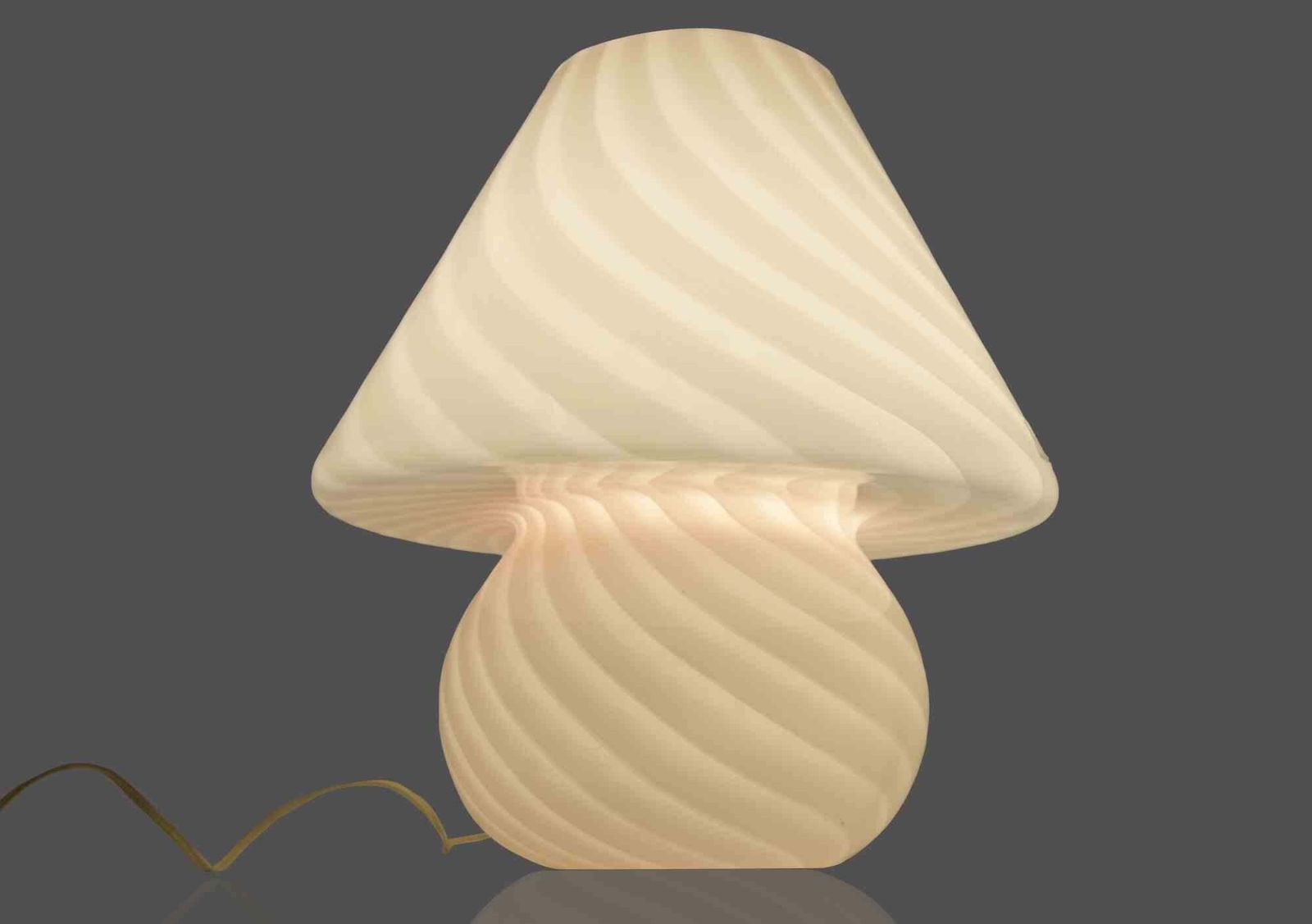 Vintage Table Lamp In Pink Glass, Murano, Italy, 1970s photo Lighting