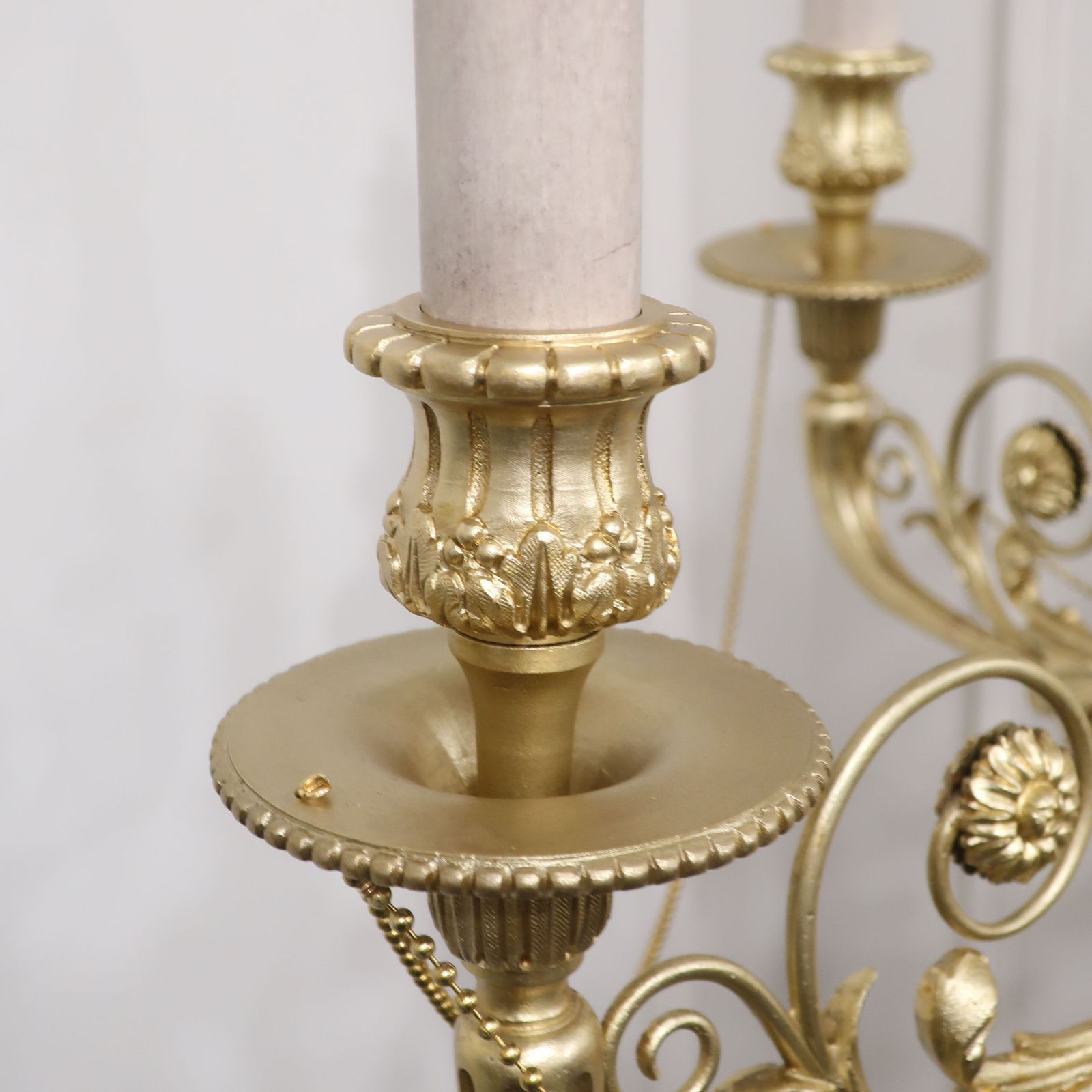 French Early 20th Century Four Arm Brass Chandelier photo vinterior
