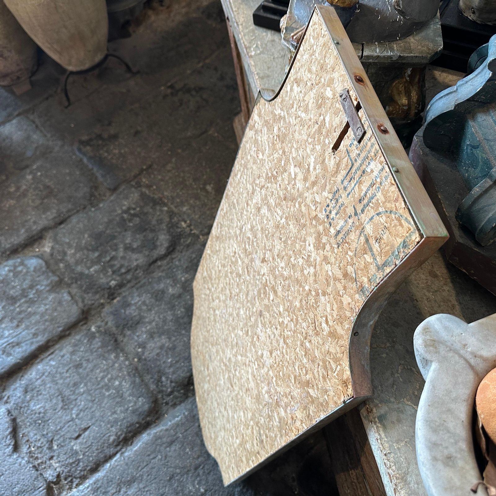 1960s Gio Ponti Style Mid Century Modern Brass Shield Italian Wall Mirrror photo vinterior