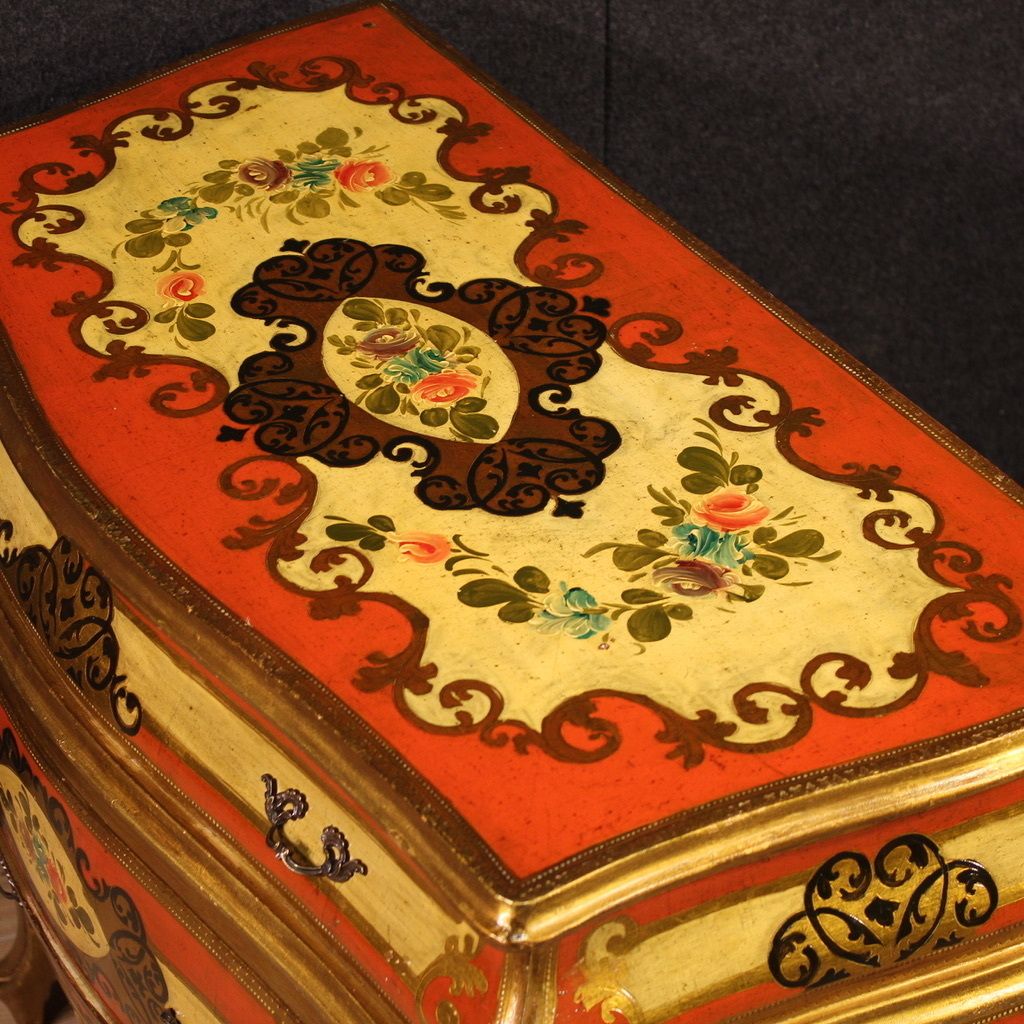 Furniture Small Lacquered Dresser In Tuscan Style From The 20th Century photo