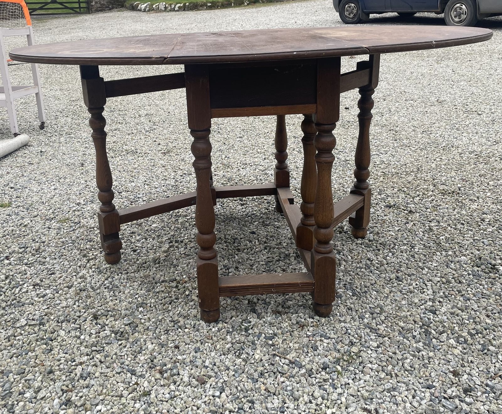 Mid Century Modern Oak Table. Three Chairs And A Carver. Original Seats. Top Needs Some Tlc But No Deep Marks. photo for sale