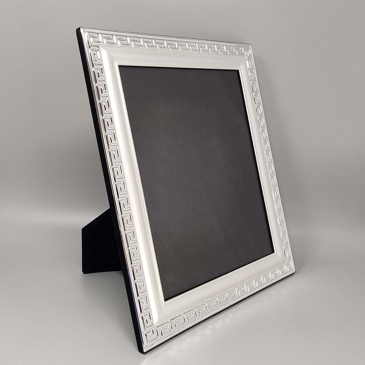 1970s Gorgeous Photo Frame In Silver Plated With Glass. Made In Italy photo furniture