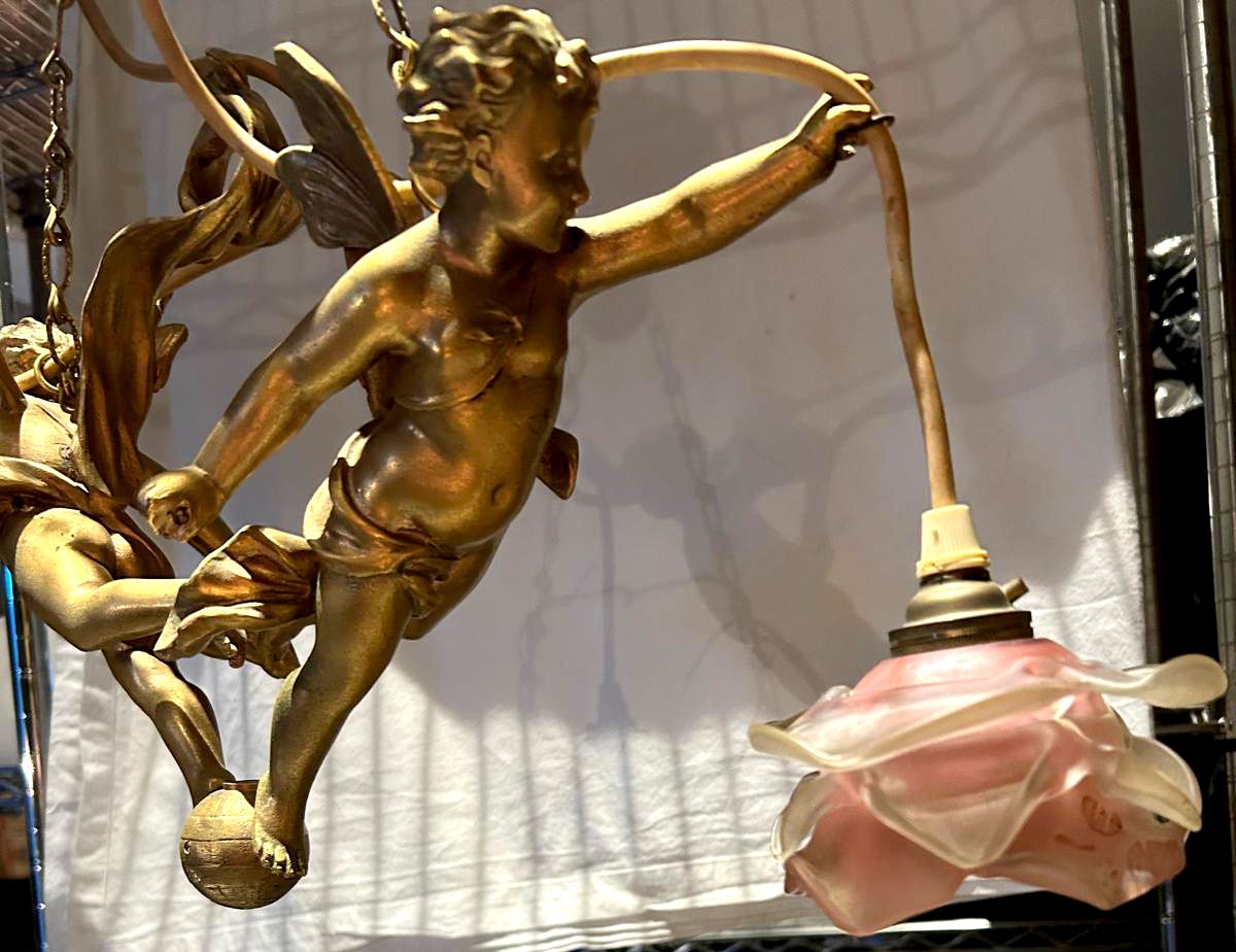 Beautiful Vintage Flying Cherub Chandelier photo for sale
